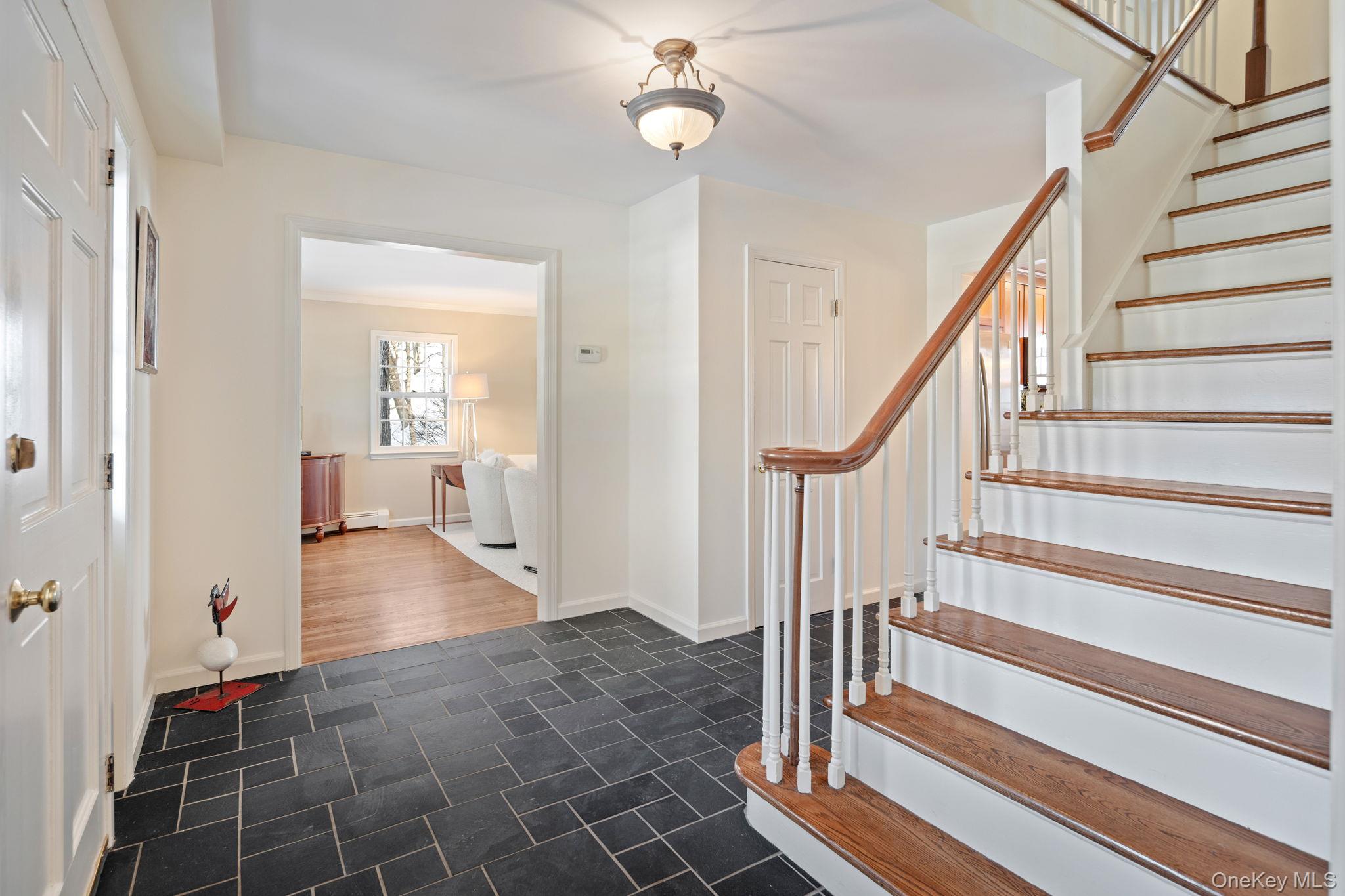 9 Whitlaw Lane, Chappaqua, NY 10514