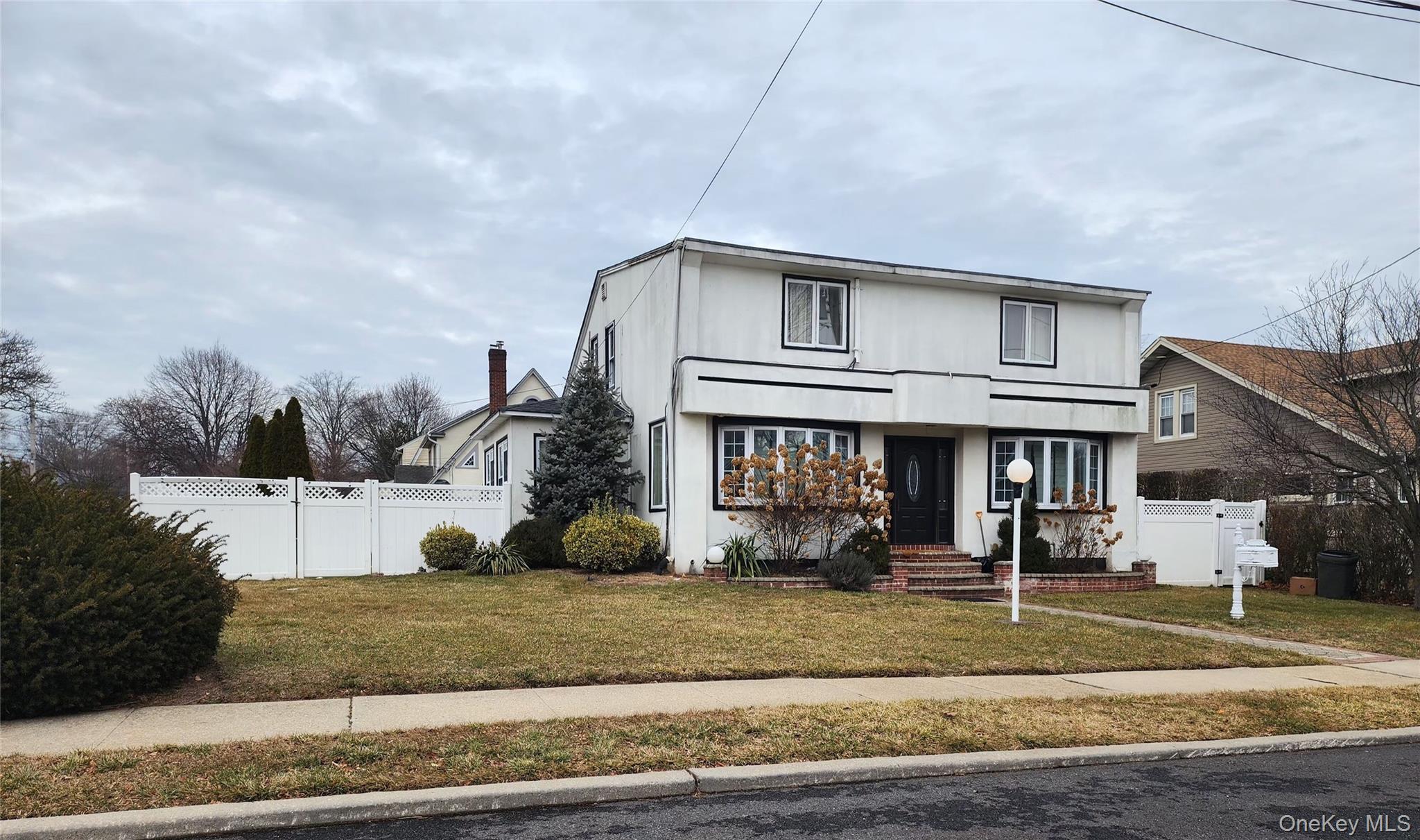 883 McKenna Avenue, Baldwin, NY 11510