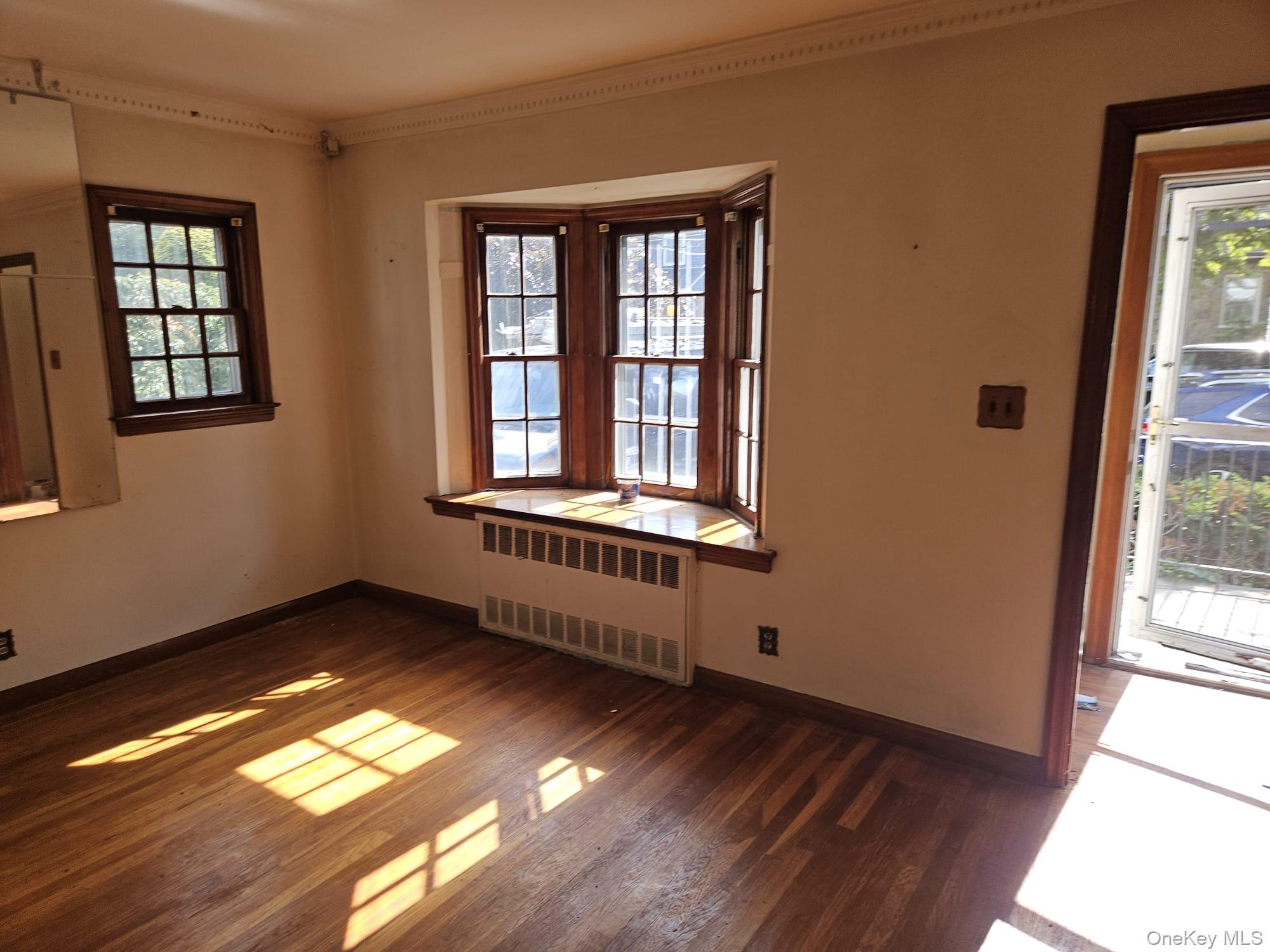 48 Winthrop Street, New Hyde Park, NY 11040