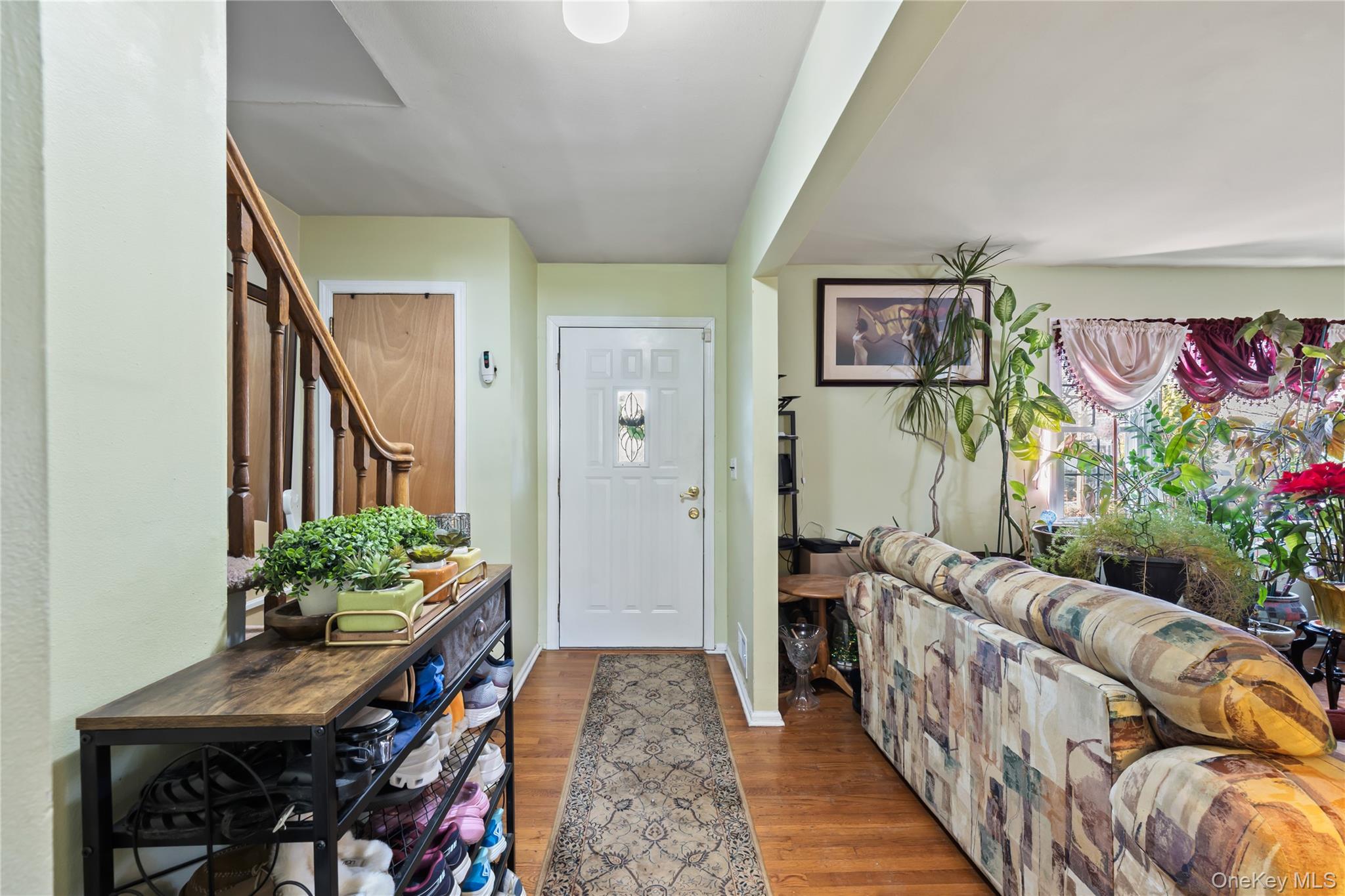 18 Oxford Court, Hillcrest, NY 10977