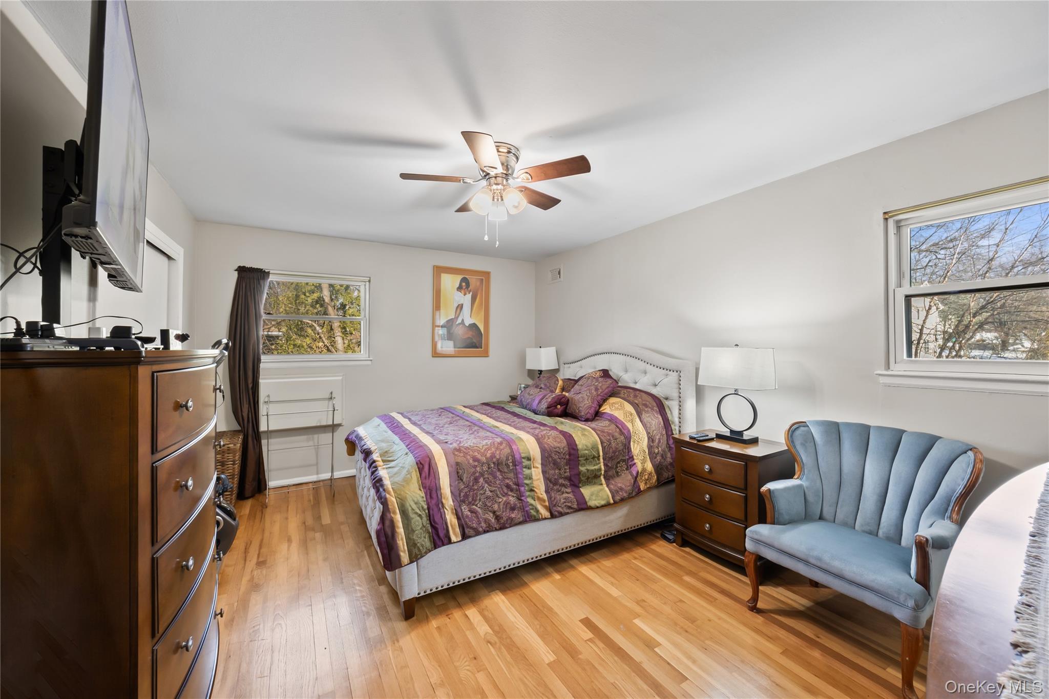 18 Oxford Court, Hillcrest, NY 10977