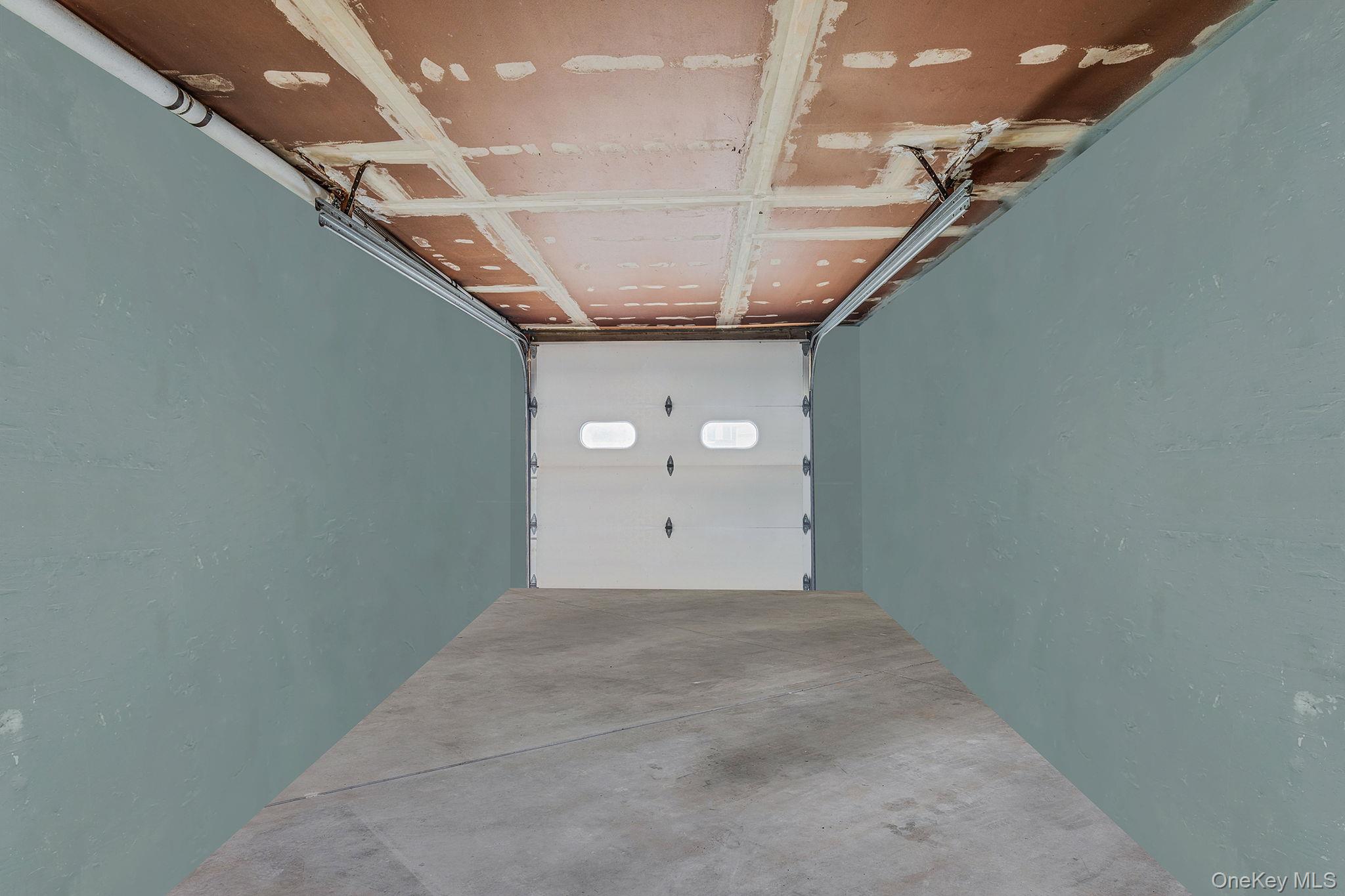 86 Silber Avenue, Bethpage, NY 11714