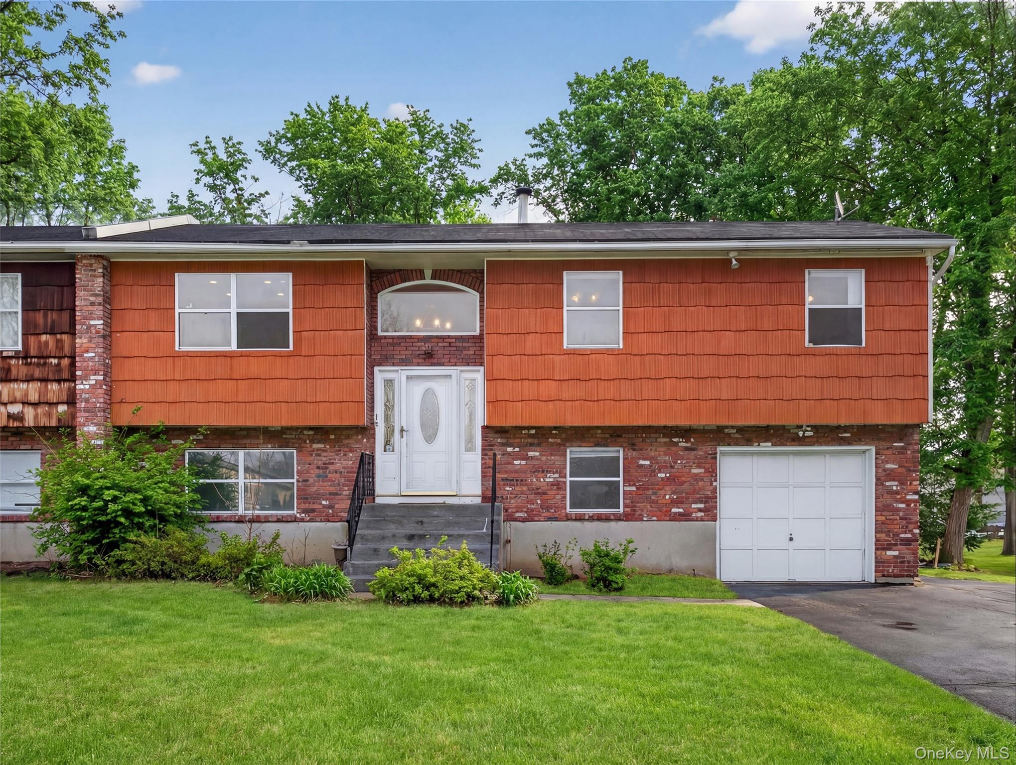 14 Michele Court, Spring Valley, NY 10977