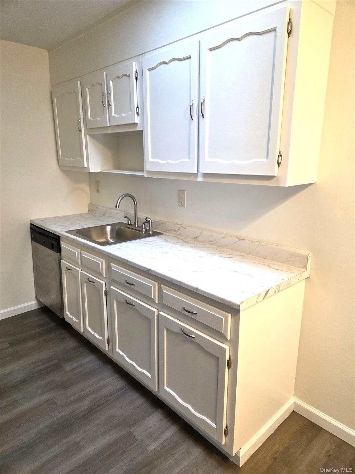 186C Ventry Court, Ridge, NY 11961