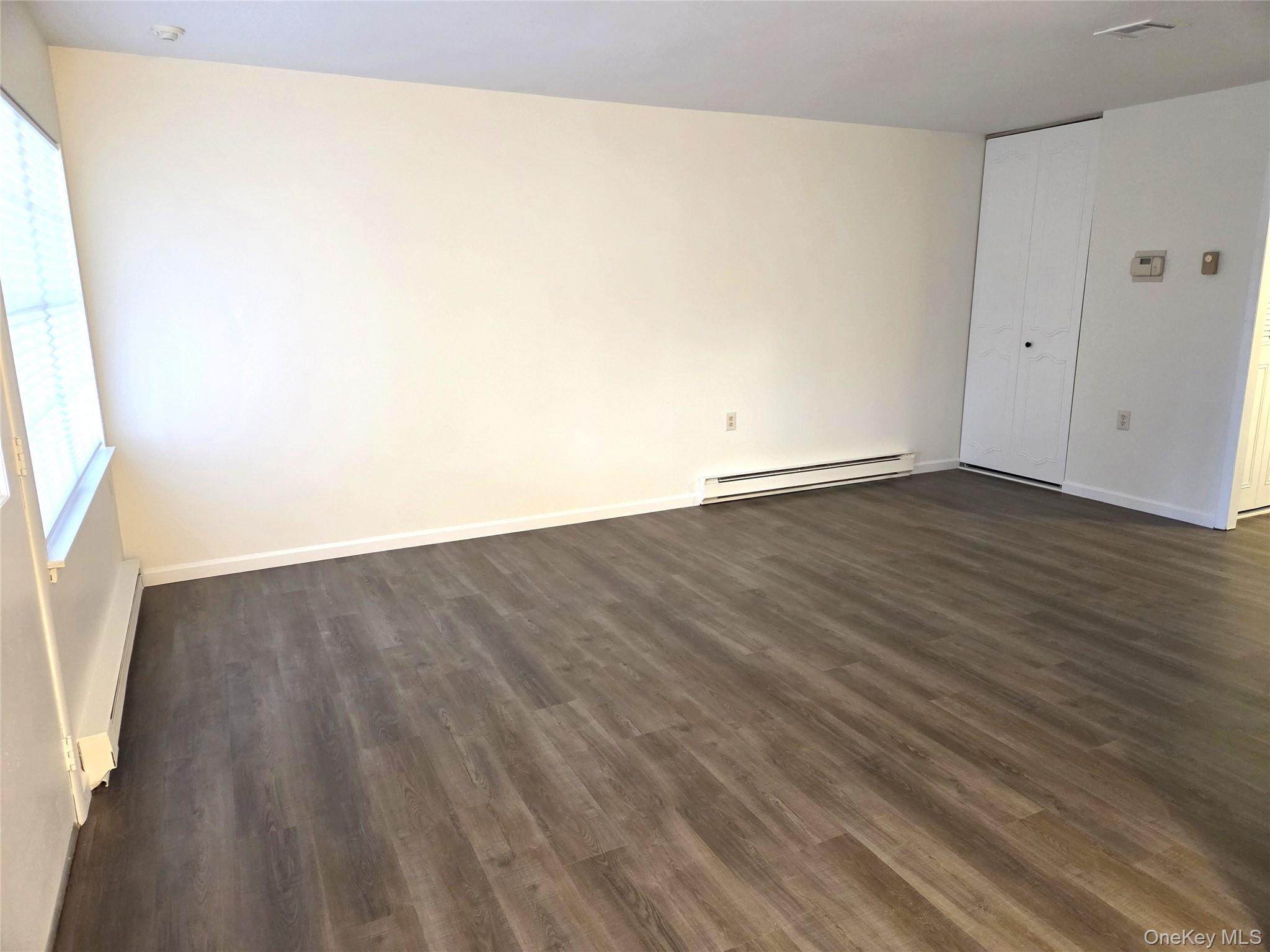 186C Ventry Court, Ridge, NY 11961