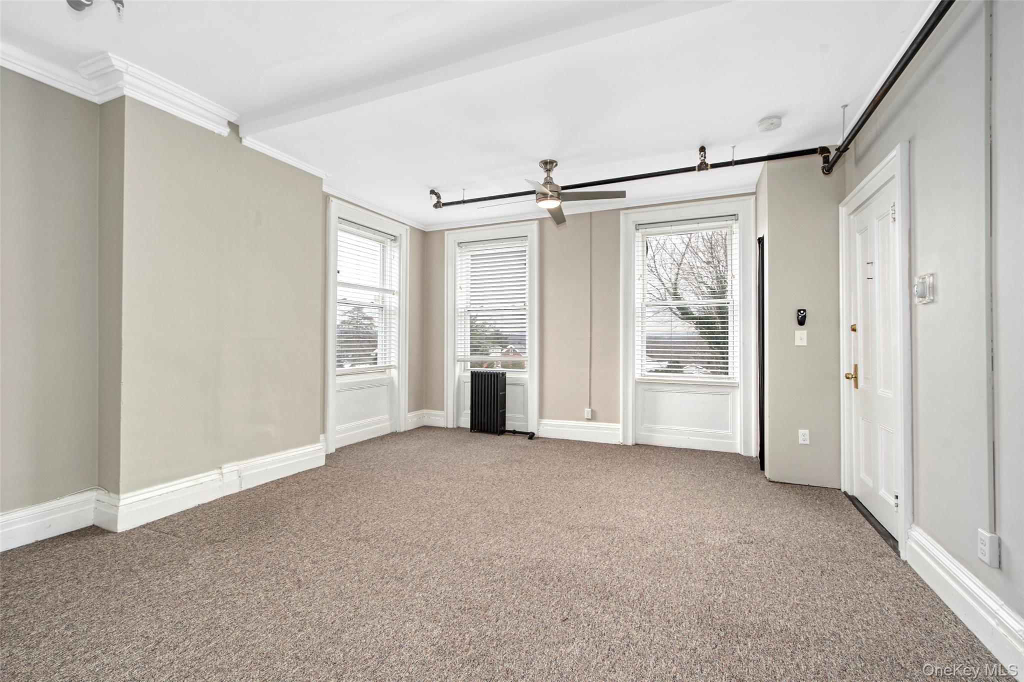 97 Broadway # 2, Verplanck, NY 13045