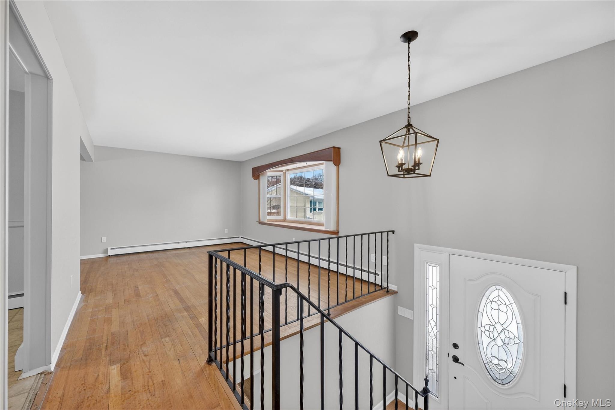 2 Blue Hills Court, Saugerties, NY 12477