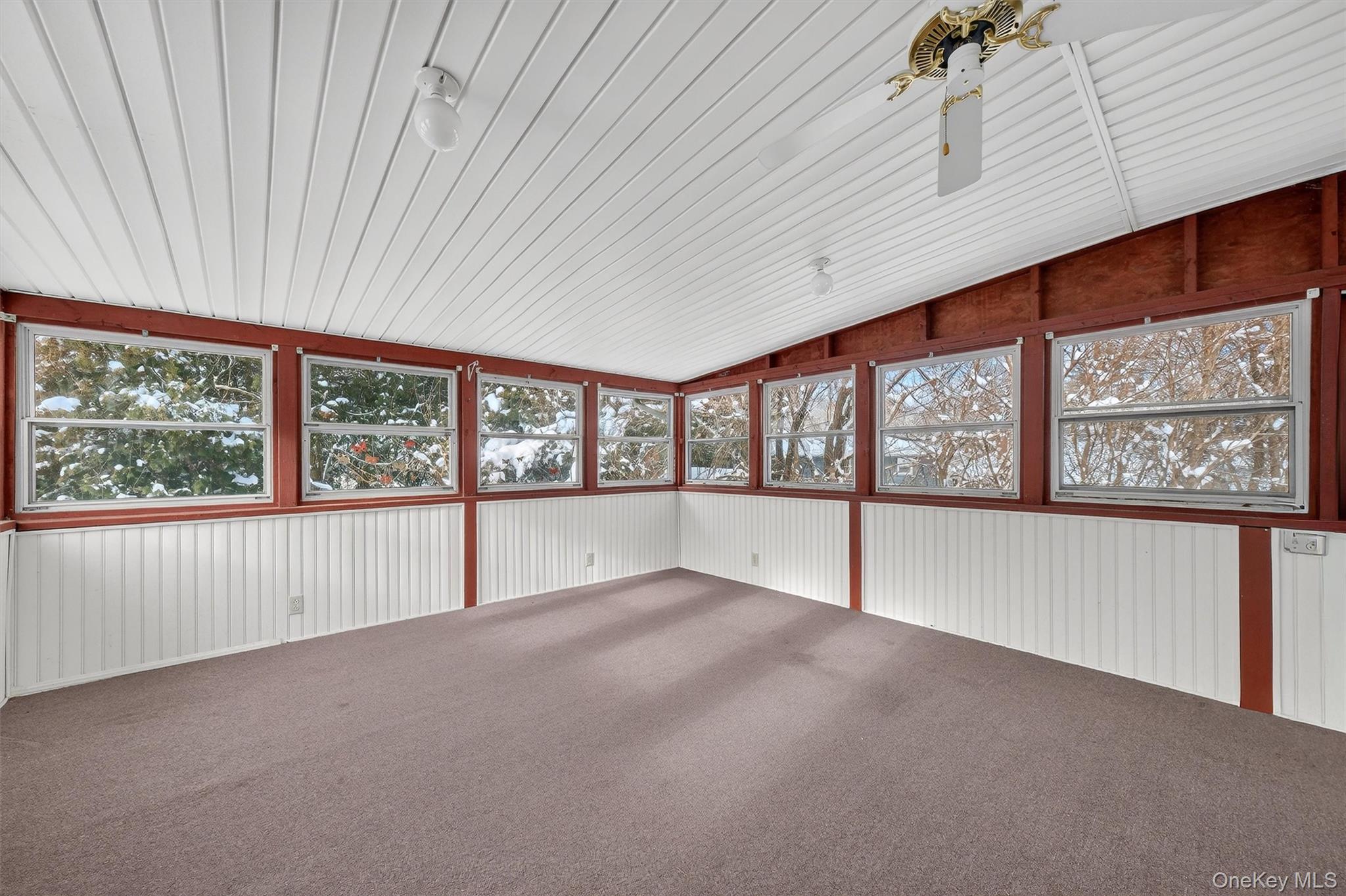 2 Blue Hills Court, Saugerties, NY 12477