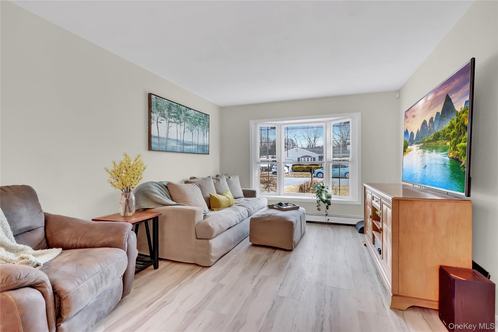 92 Bellwood Avenue, South Setauket, NY 11720