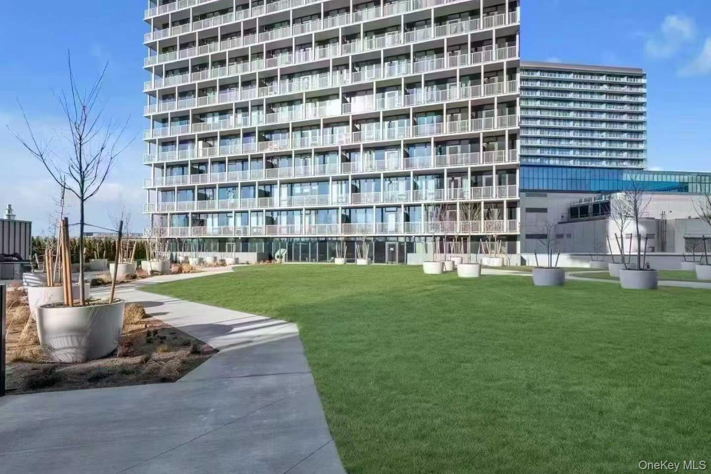 131-02B 40th Road # 4U, Flushing, NY 11354