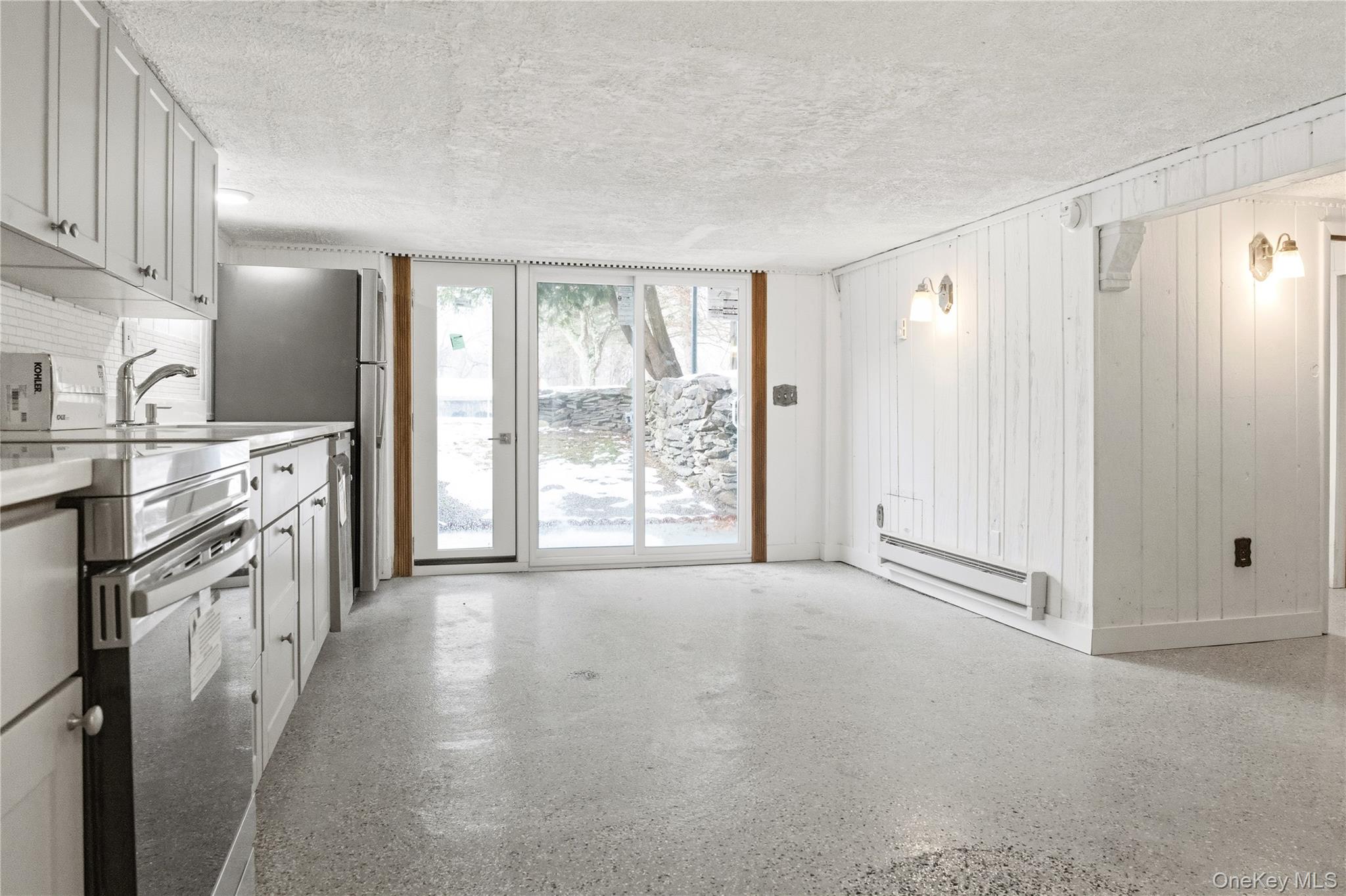 378 Broadway 9W # 3, Esopus, NY 12487