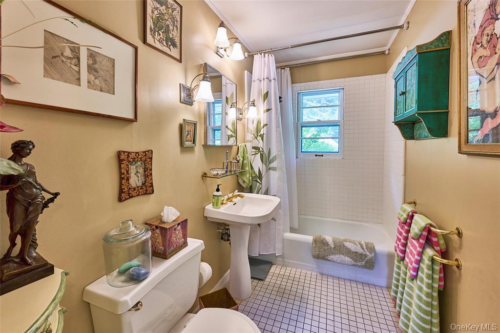 172 Wards Road, Livingston Manor, NY 12758