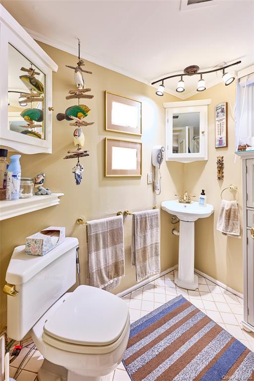 172 Wards Road, Livingston Manor, NY 12758