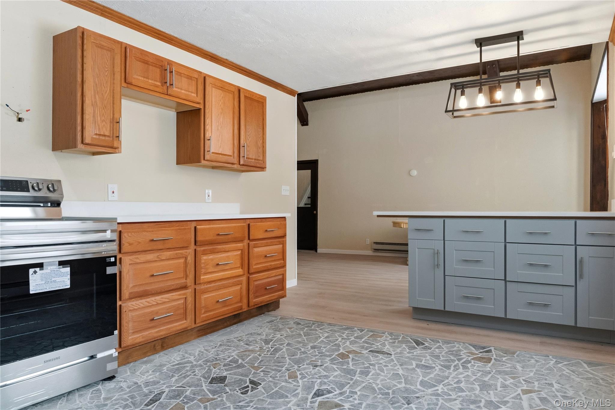 378 Broadway 9W # 5, Esopus, NY 12487