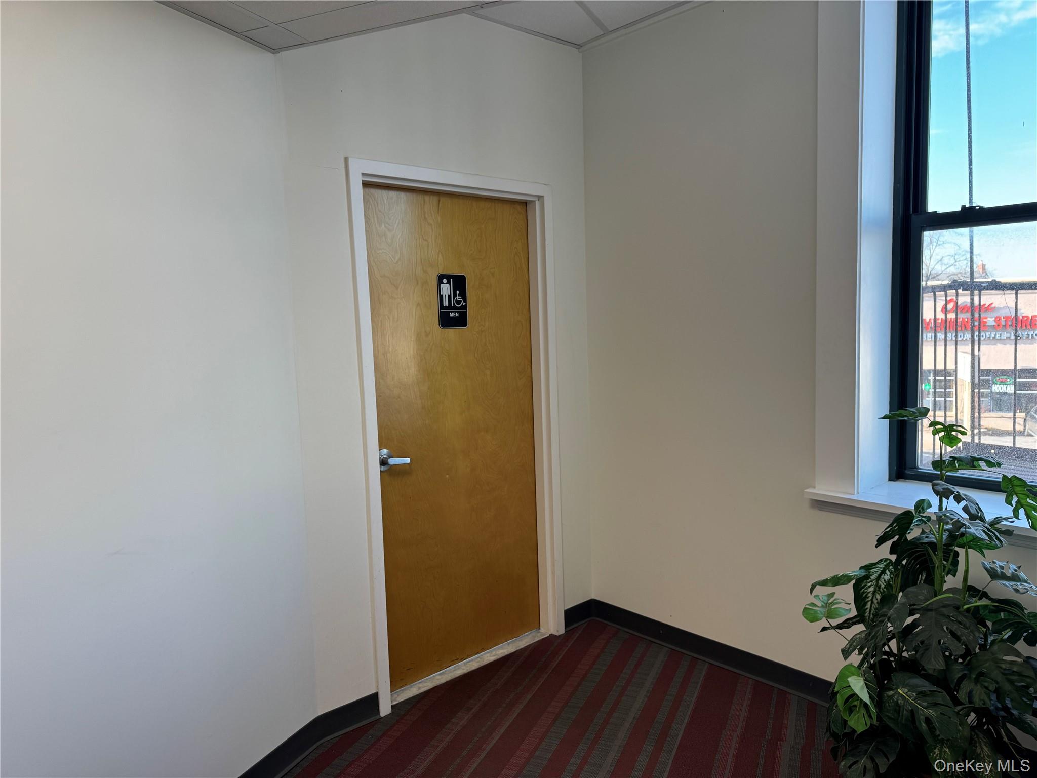 18 E Sunrise Highway, Freeport, NY 11520