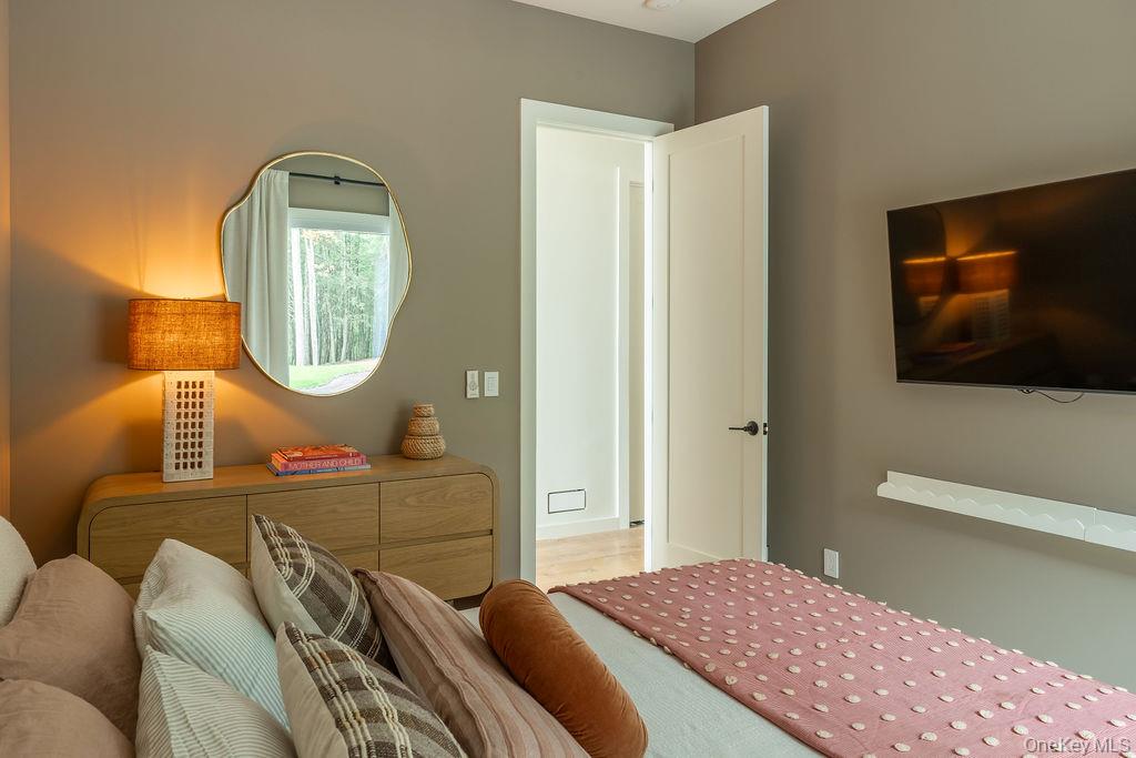 72 Vantine Road, Kerhonkson, NY 12446