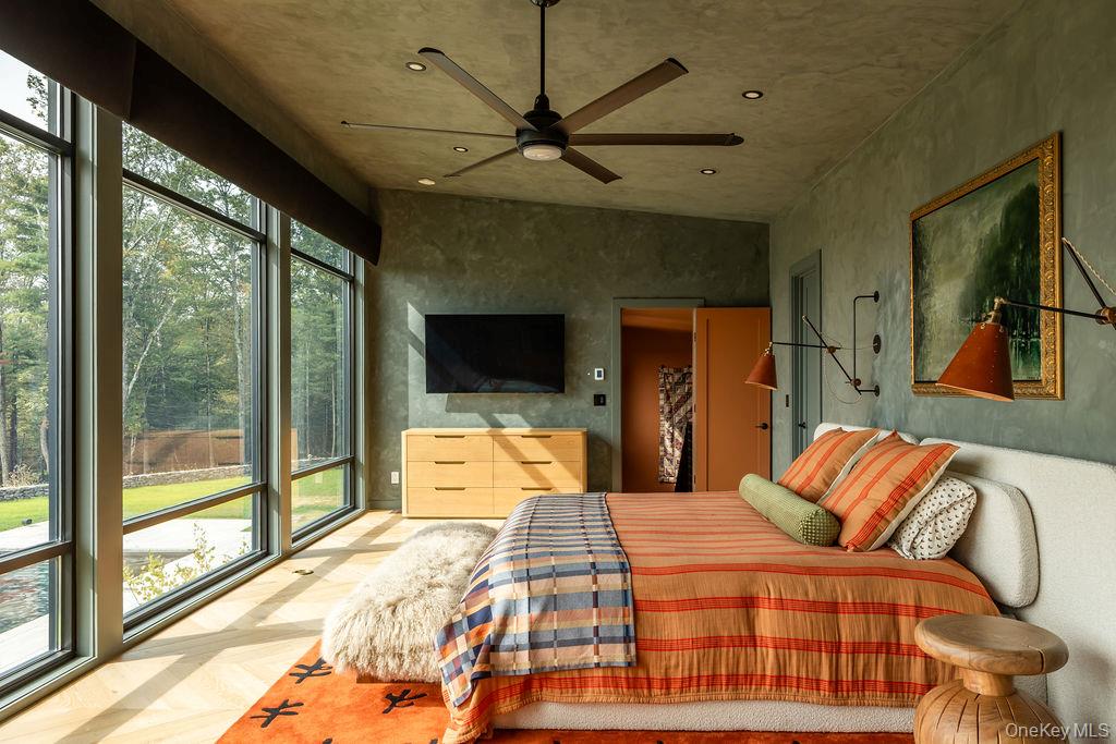 72 Vantine Road, Kerhonkson, NY 12446