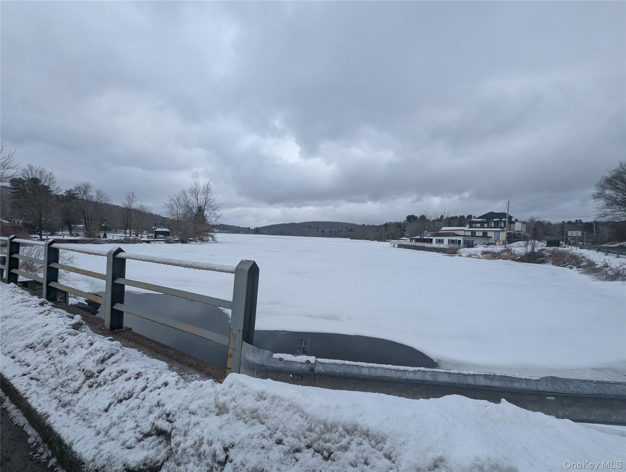 Heinle Road E, Swan Lake, NY 12783