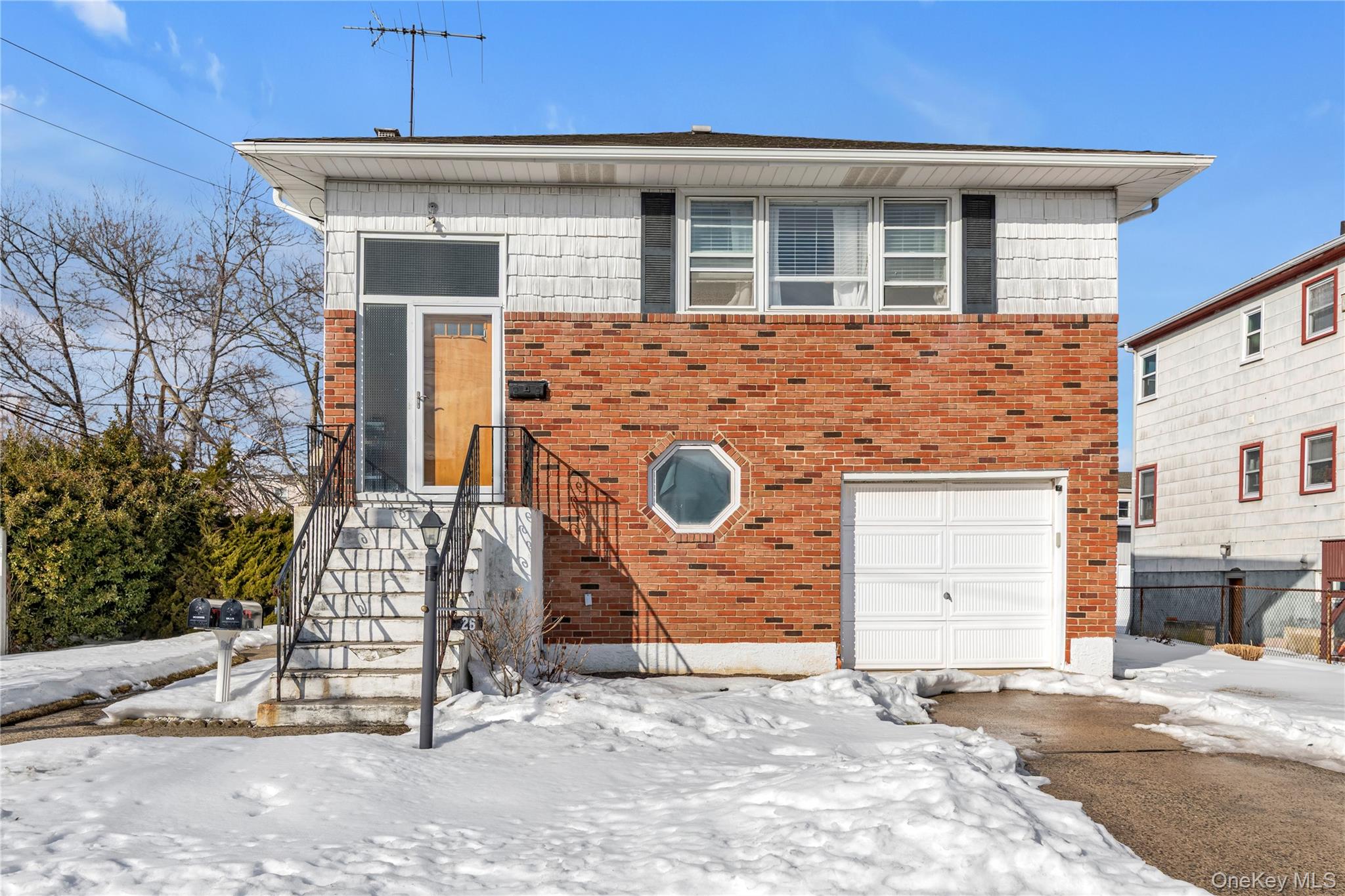 26 Lancaster Road, Island Park, NY 11558