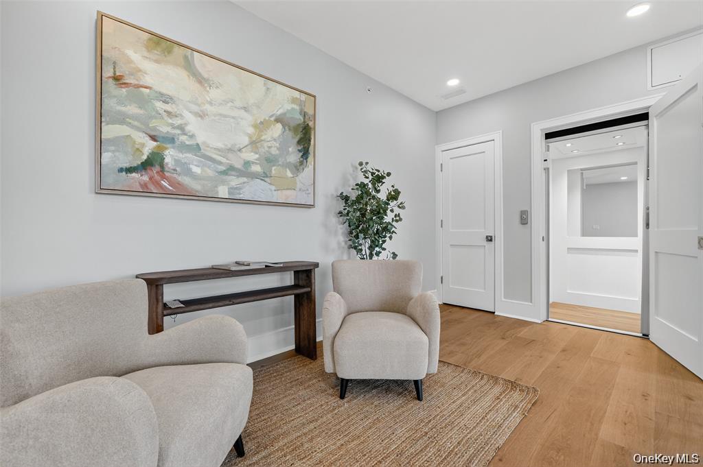 1818 Soundview Court, Yorktown Heights, NY 10598