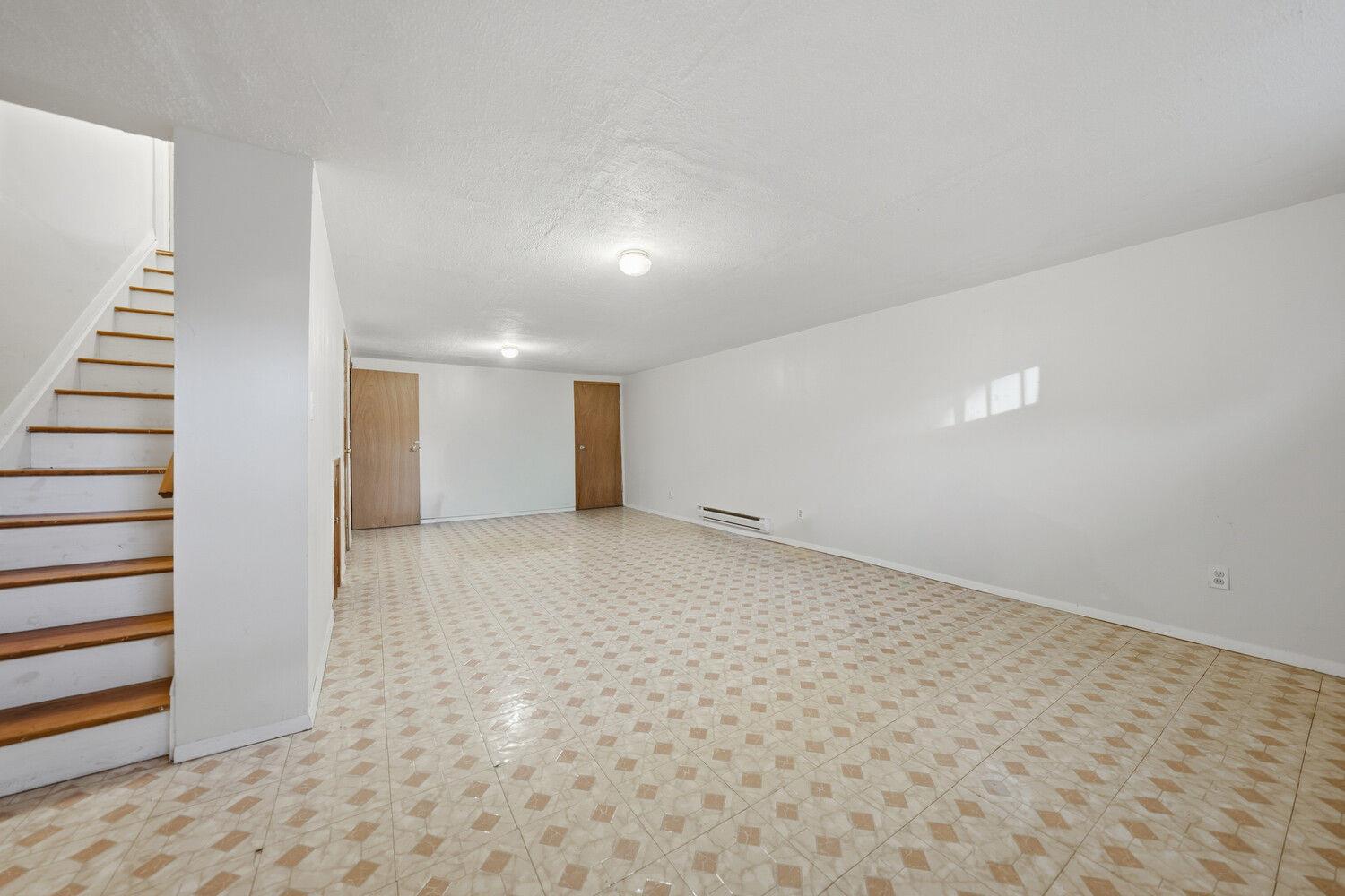 477 JEROME Street, Brooklyn, NY 11207