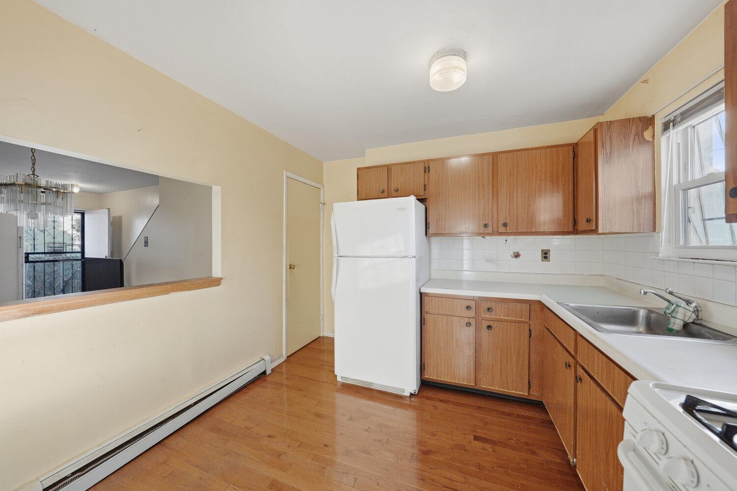 477 JEROME Street, Brooklyn, NY 11207