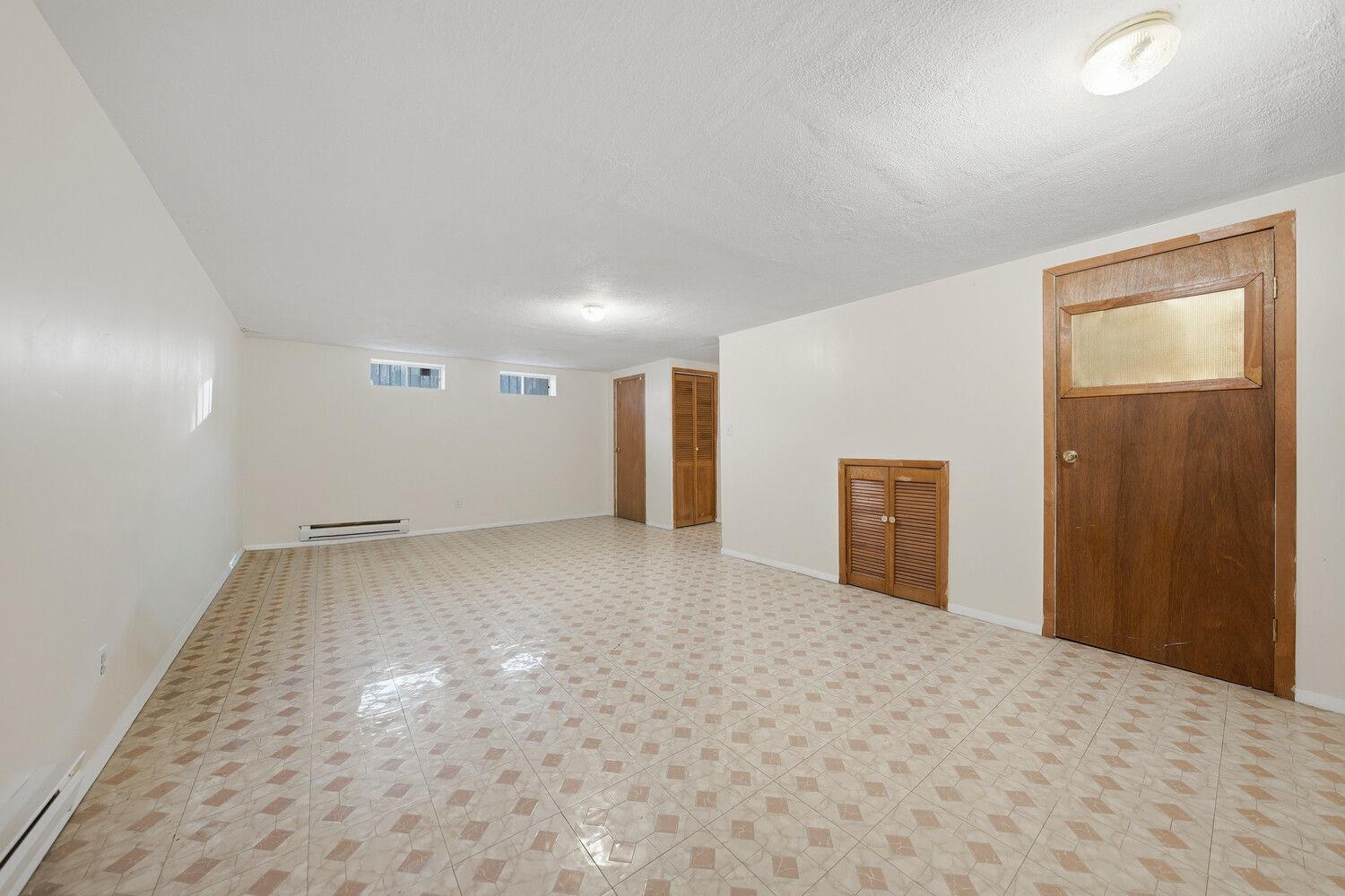 477 JEROME Street, Brooklyn, NY 11207