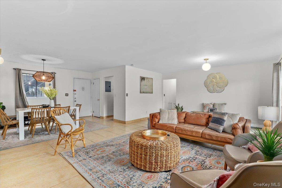 7 Granada Crescent # 6, White Plains, NY 10603