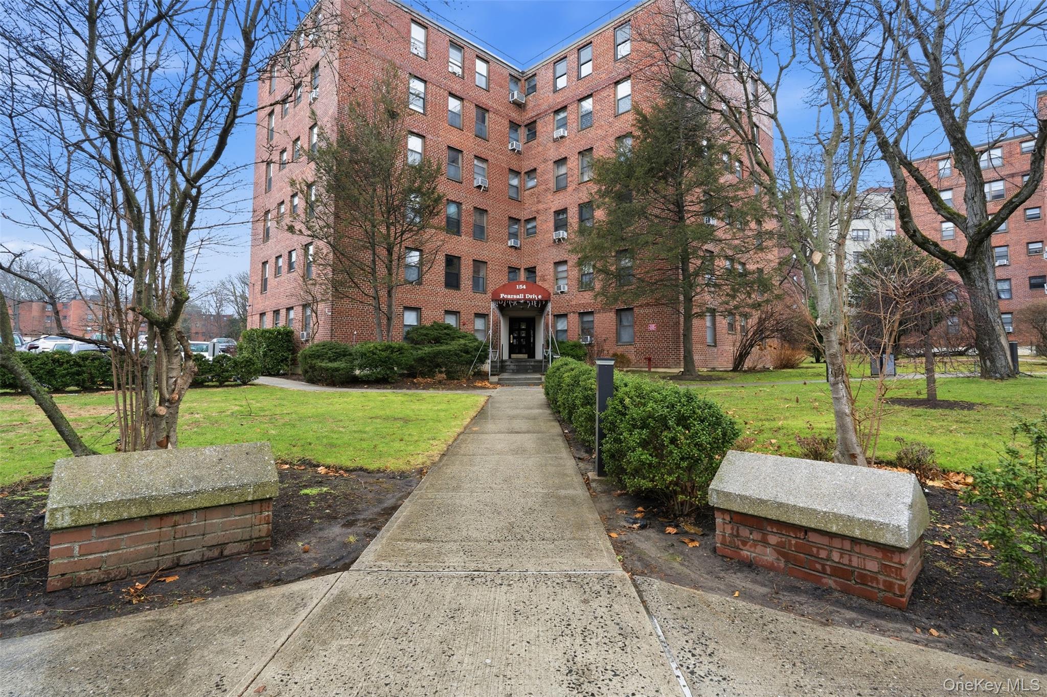 154 Pearsall Dr # 1E, Mount Vernon, NY 10552