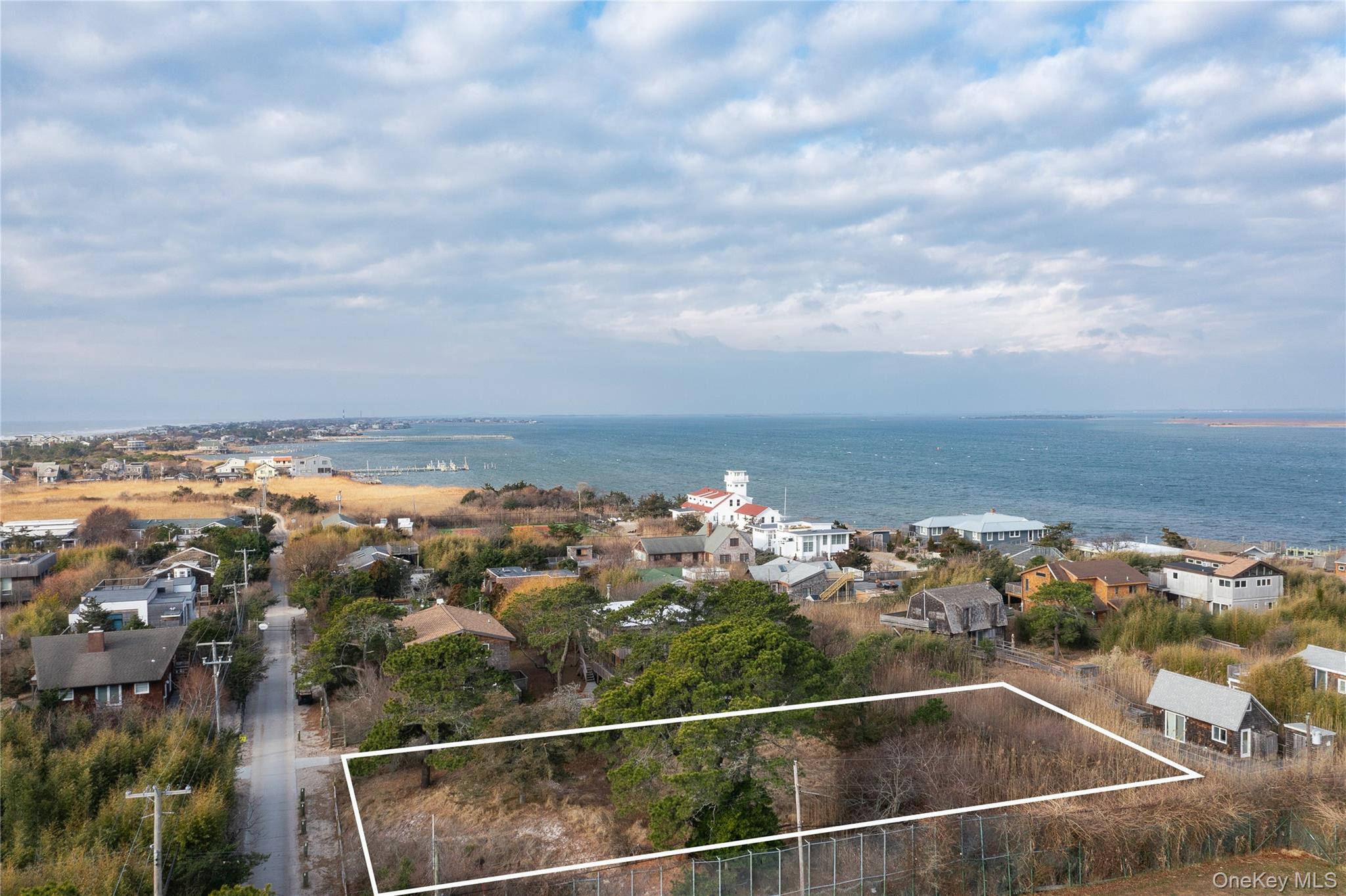 91 Clipper Roadway, Corneille Estates, NY 11770