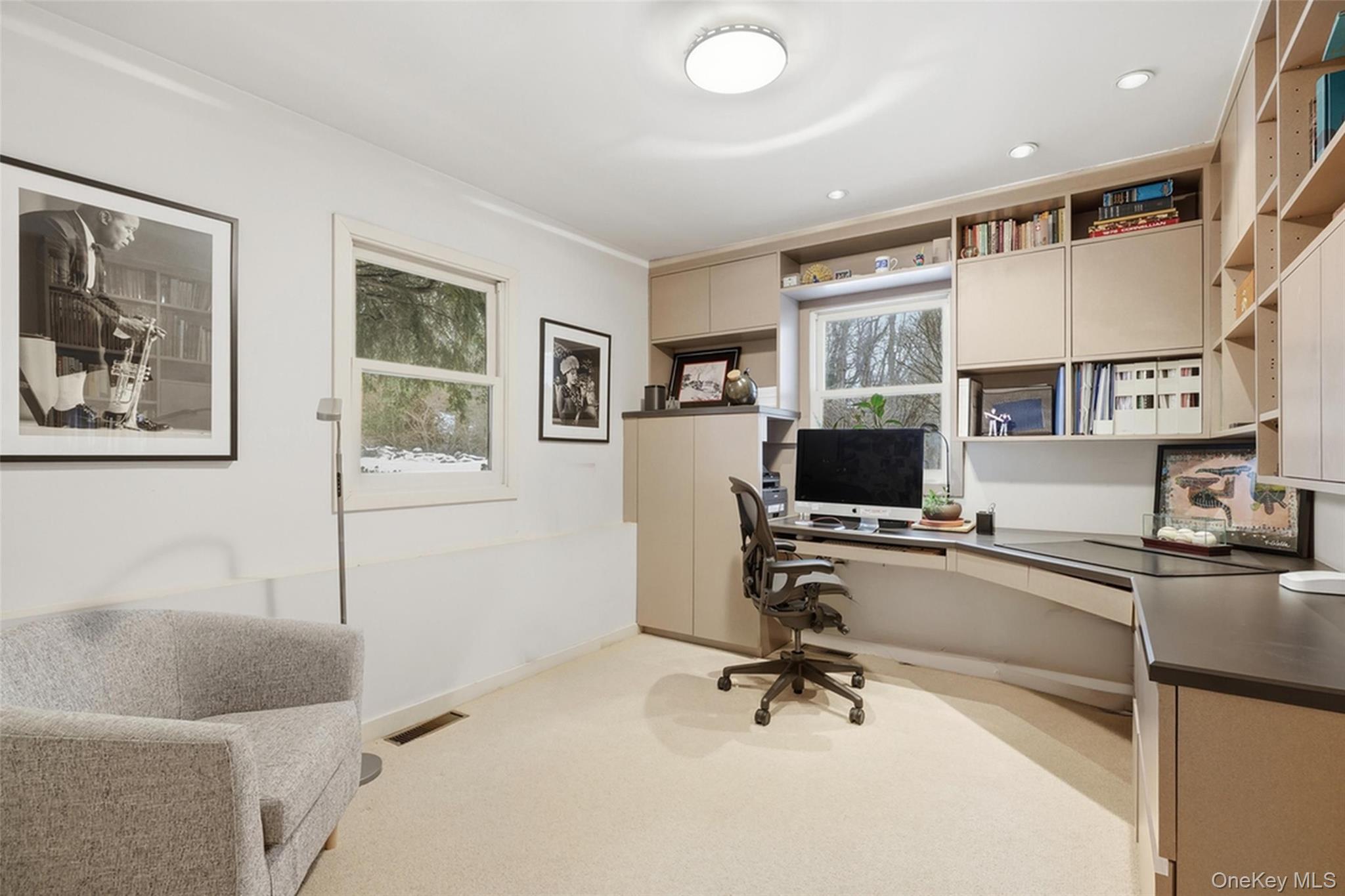 10 Oriole Place, Rye Brook, NY 10573