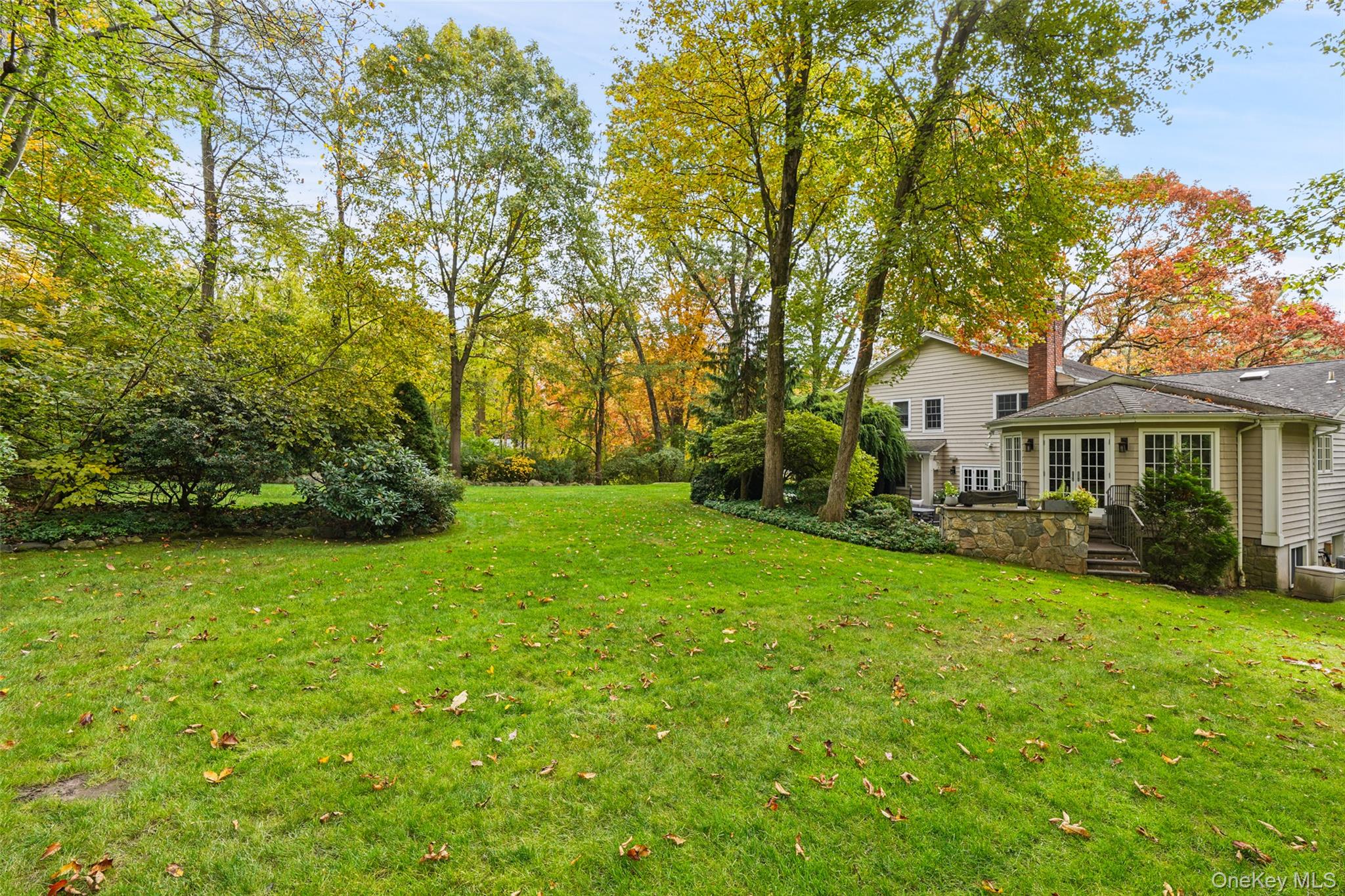 10 Oriole Place, Rye Brook, NY 10573