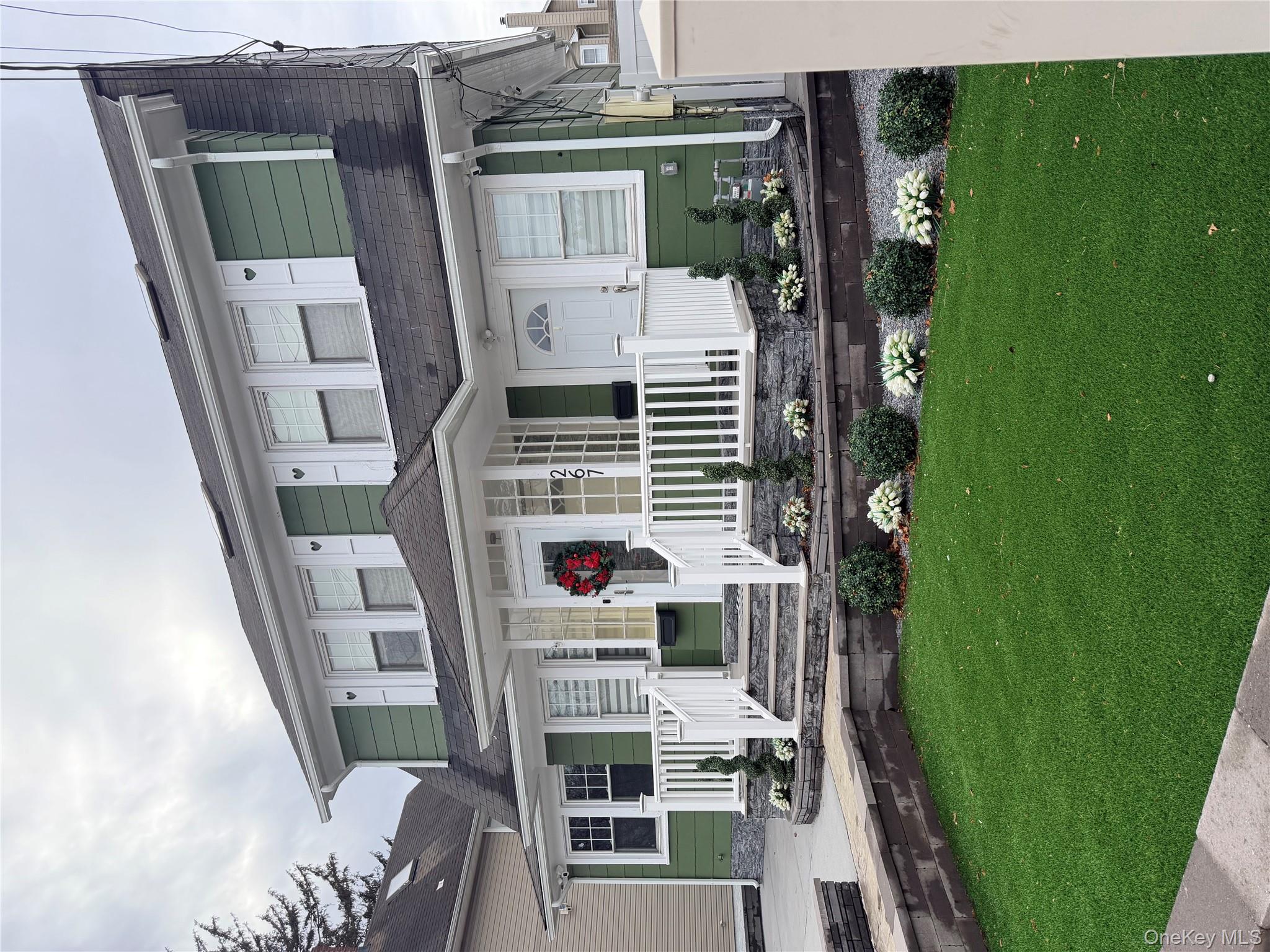 267 N Wellwood Avenue, Lindenhurst, NY 11757