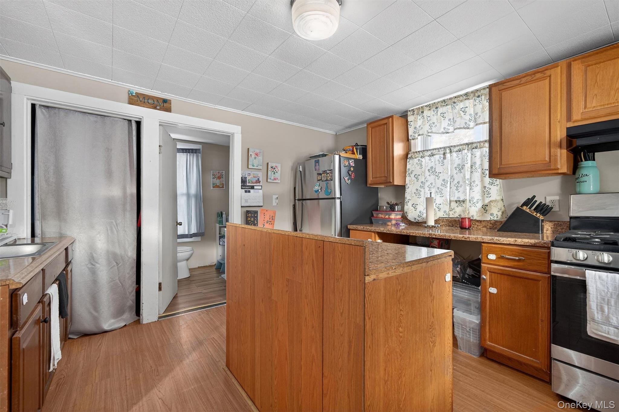 4 Chapel Street, Ellenville, NY 12428