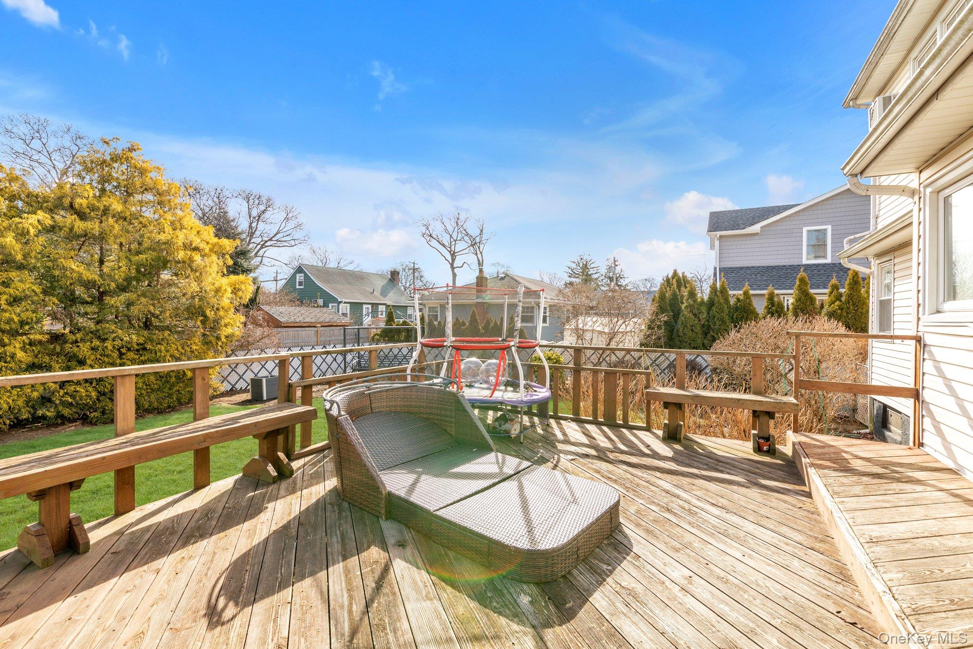 1815 Schermerhorn Street, Merrick, NY 11566