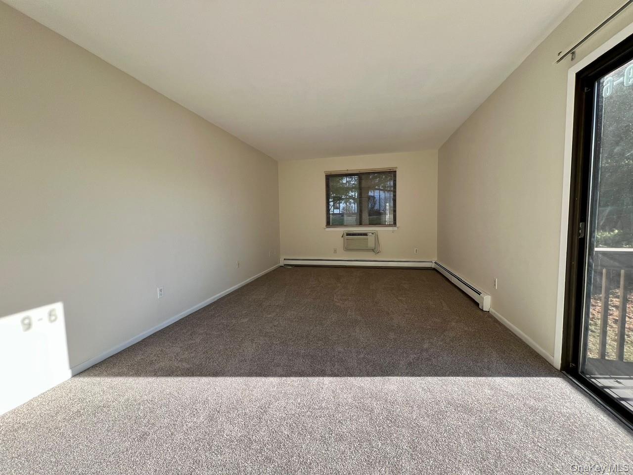 9 Loudon Drive # 6, Fishkill, NY 12524