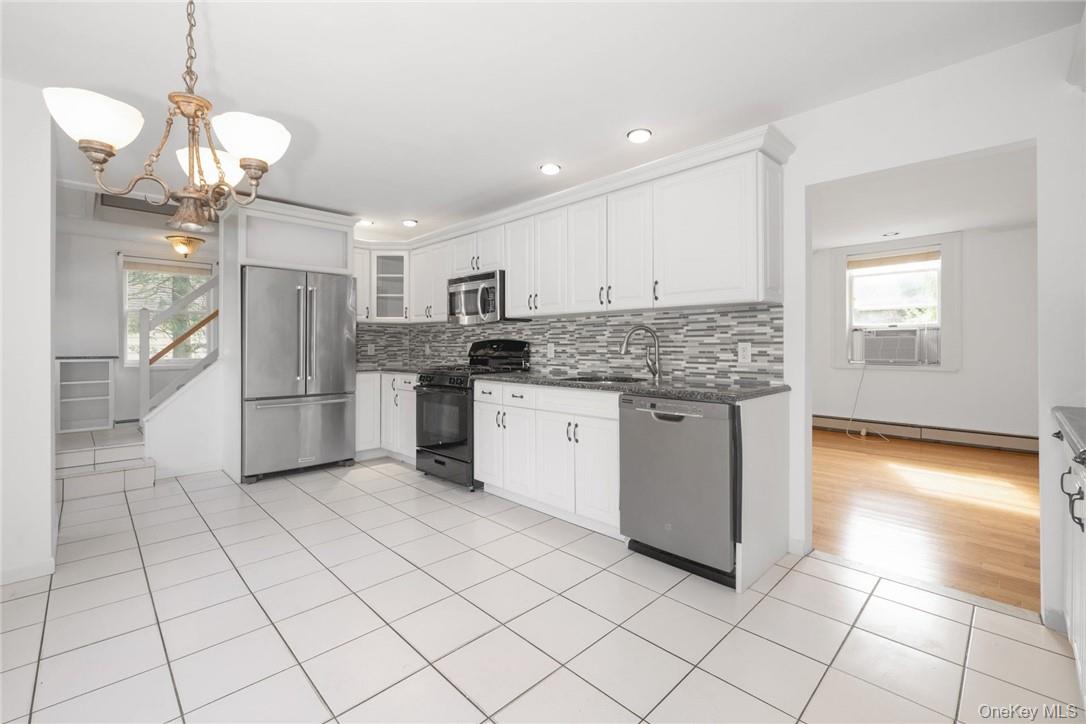 28 School Street, Armonk, NY 10504