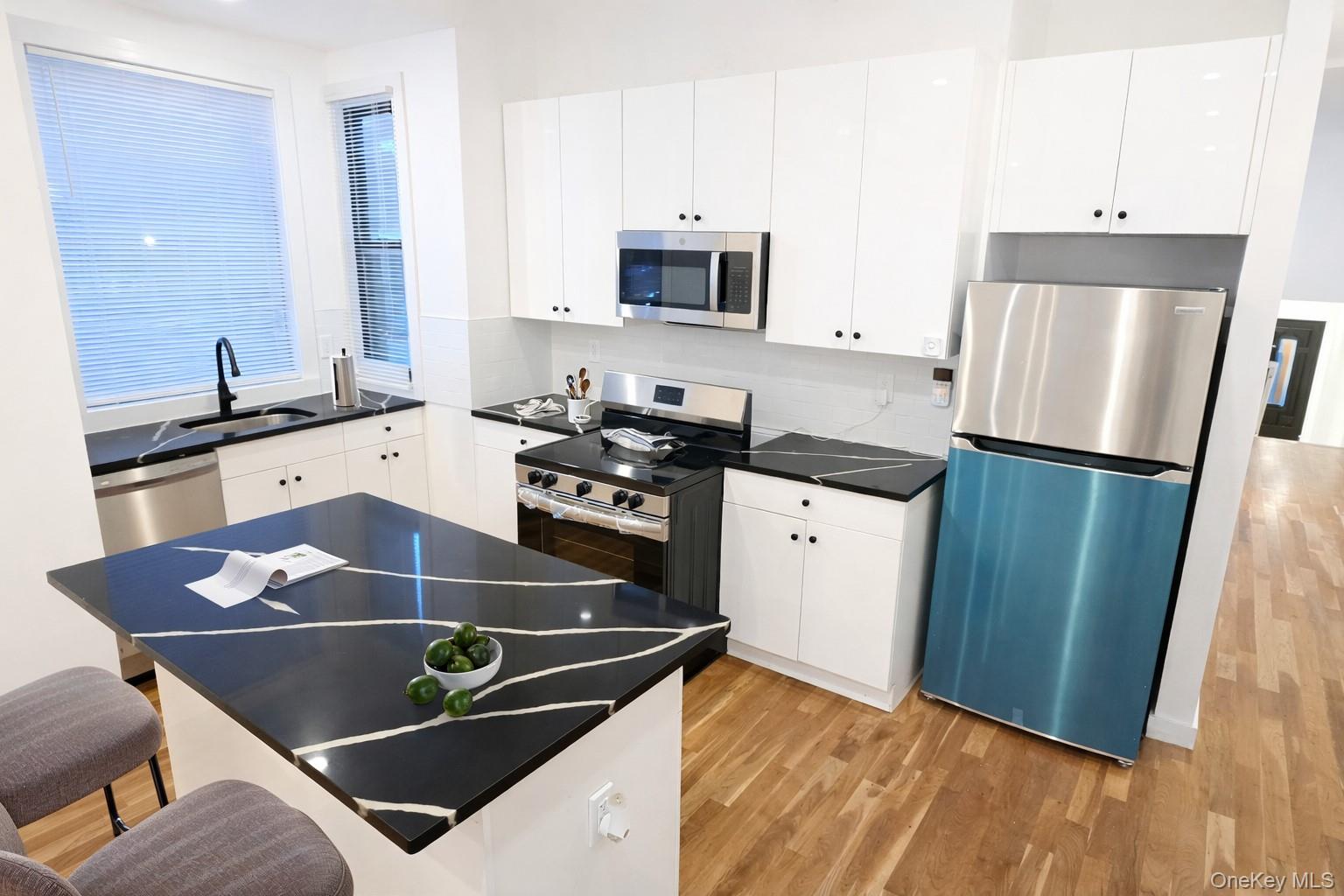 32 Radde Place, Brooklyn, NY 11233