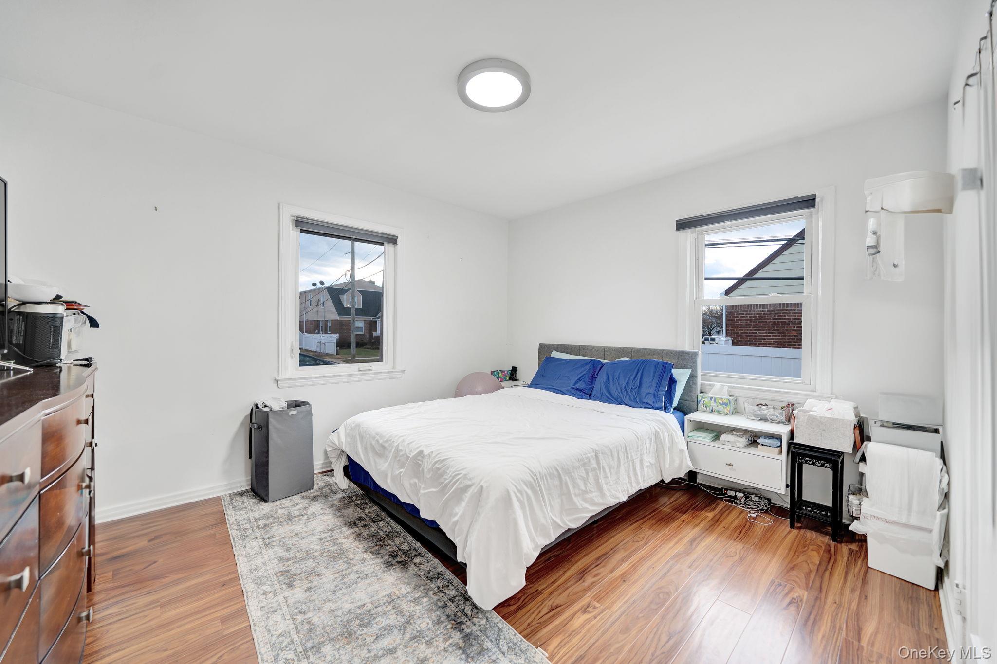 37 9th Street, Hicksville, NY 11801