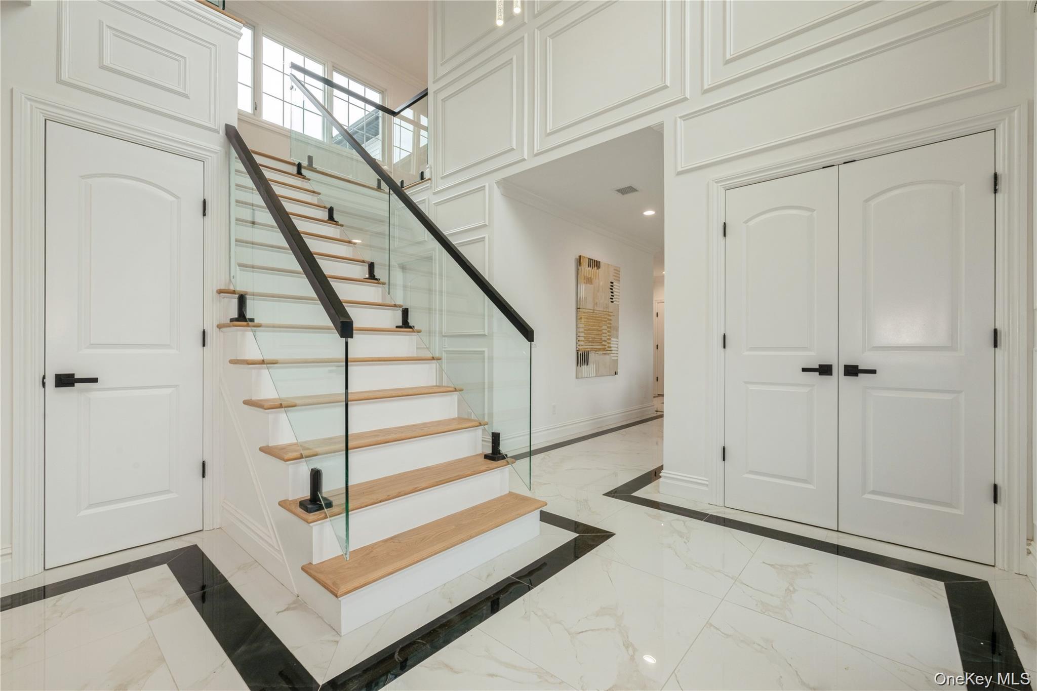 52 Cortland Avenue, Hicksville, NY 11801