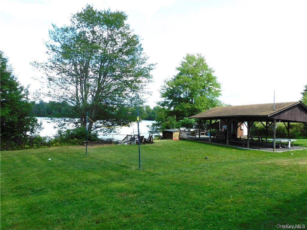 1192 State Route 52 # 18, Loch Sheldrake, NY 12759