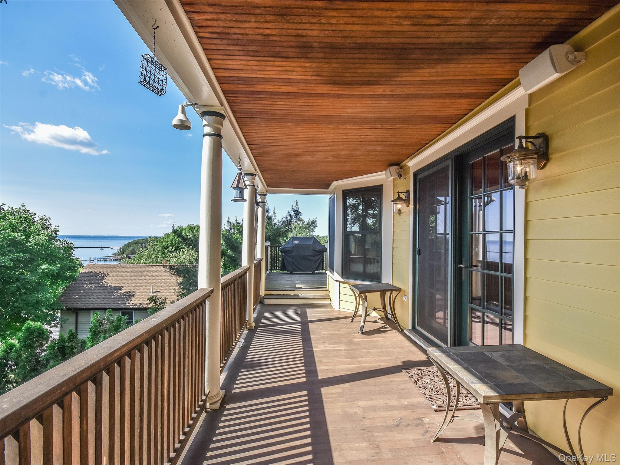 290 8th Avenue, Sea Cliff, NY 11579