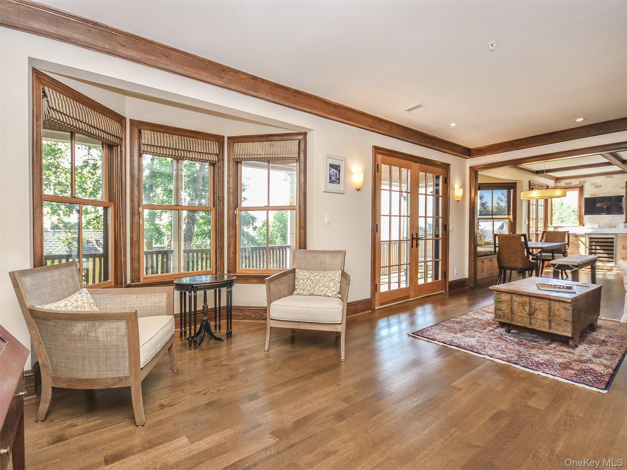 290 8th Avenue, Sea Cliff, NY 11579