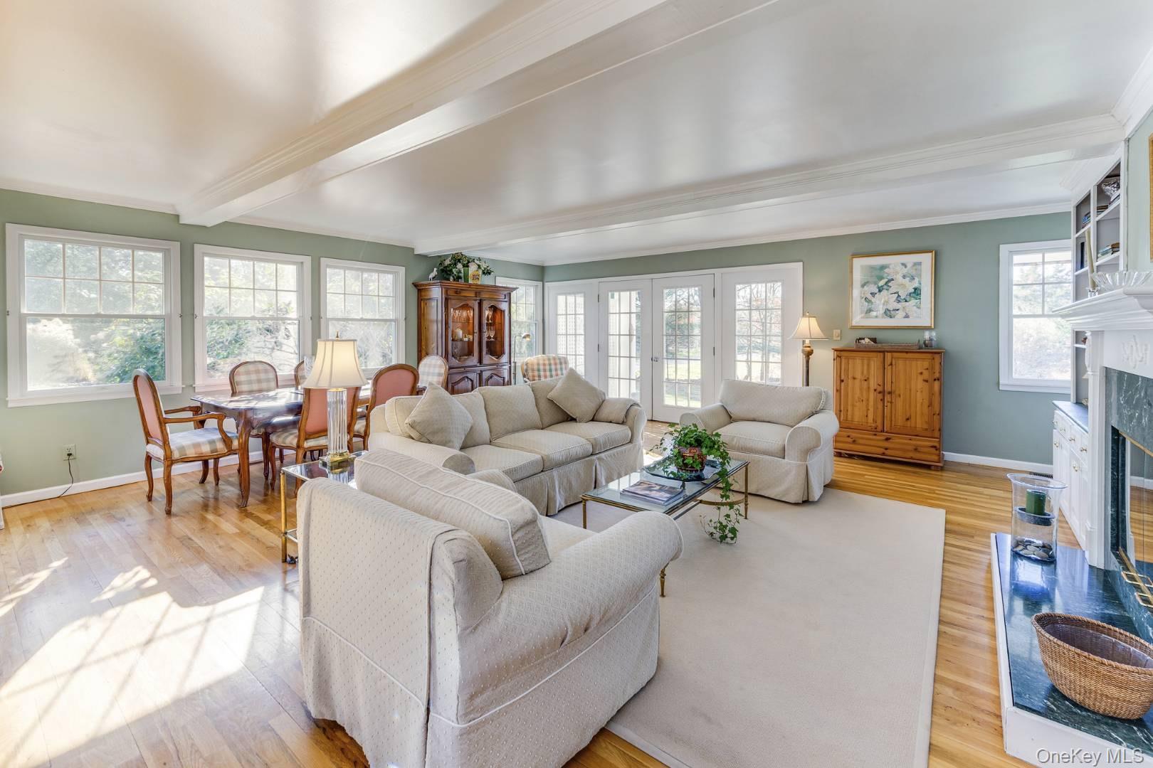 26 Horseshoe Drive, East Hampton, NY 11937