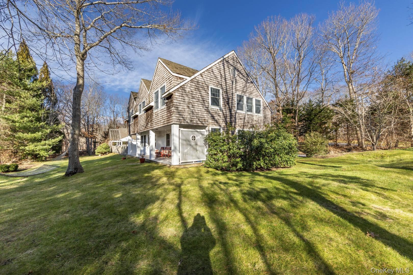 26 Horseshoe Drive, East Hampton, NY 11937