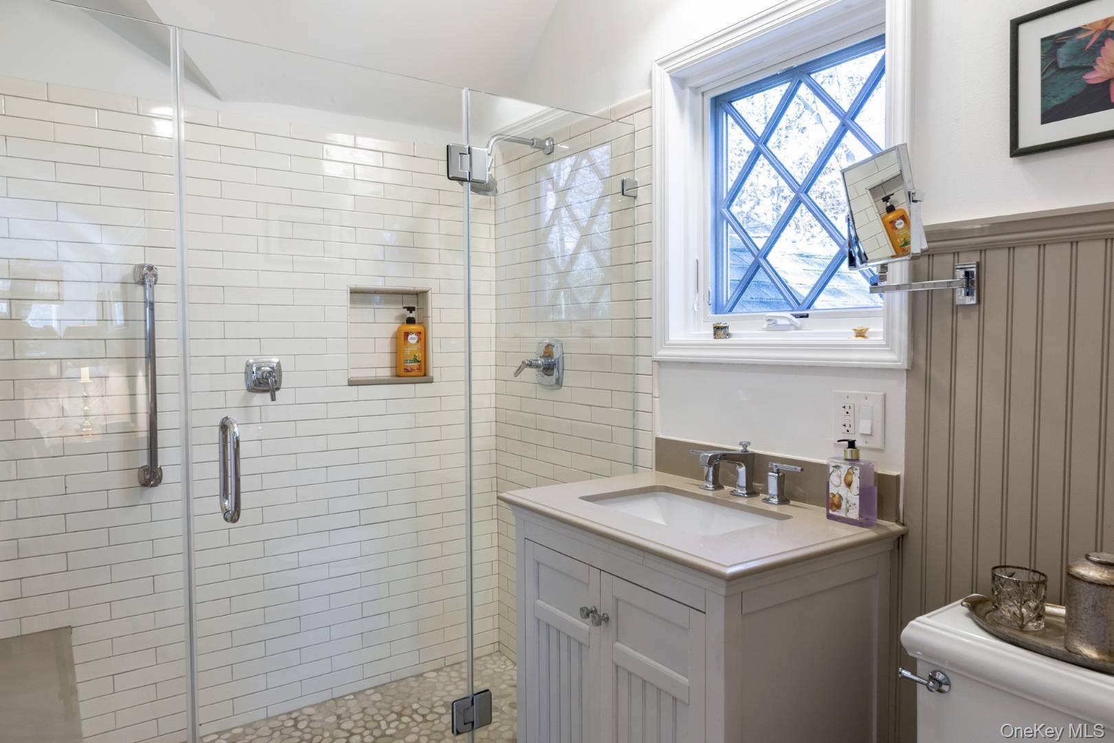 26 Horseshoe Drive, East Hampton, NY 11937