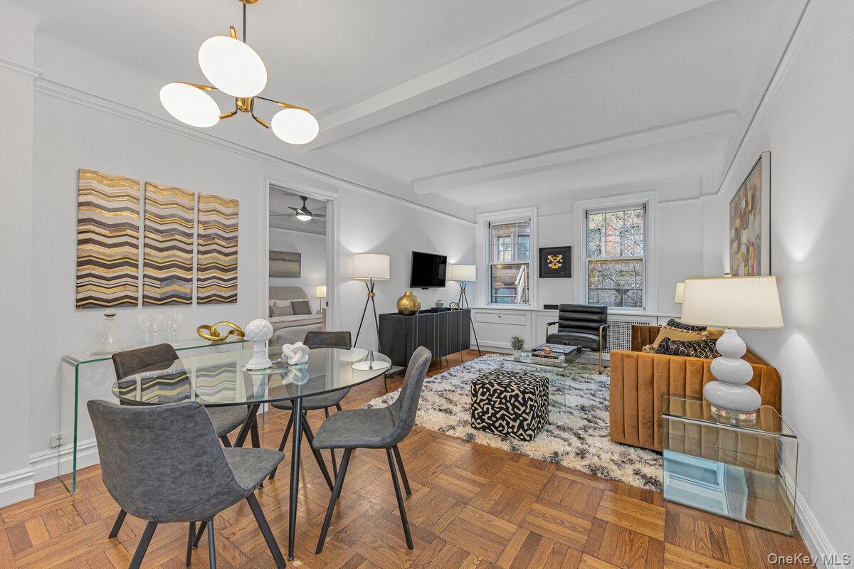 11 W 69TH Street # 2B, New York (Manhattan), NY 10023