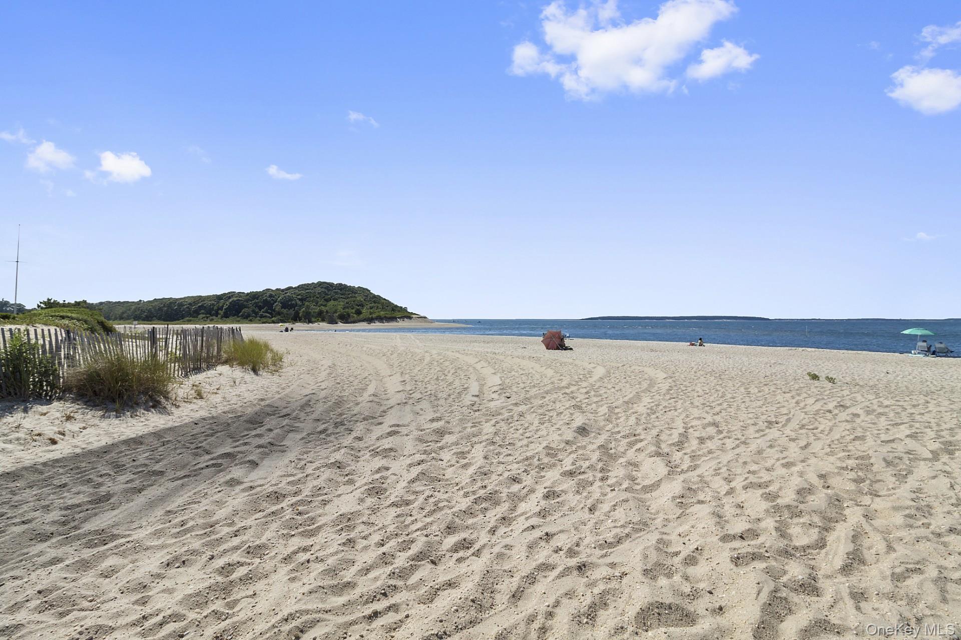 42 Towd Point Road, Southampton, NY 11968