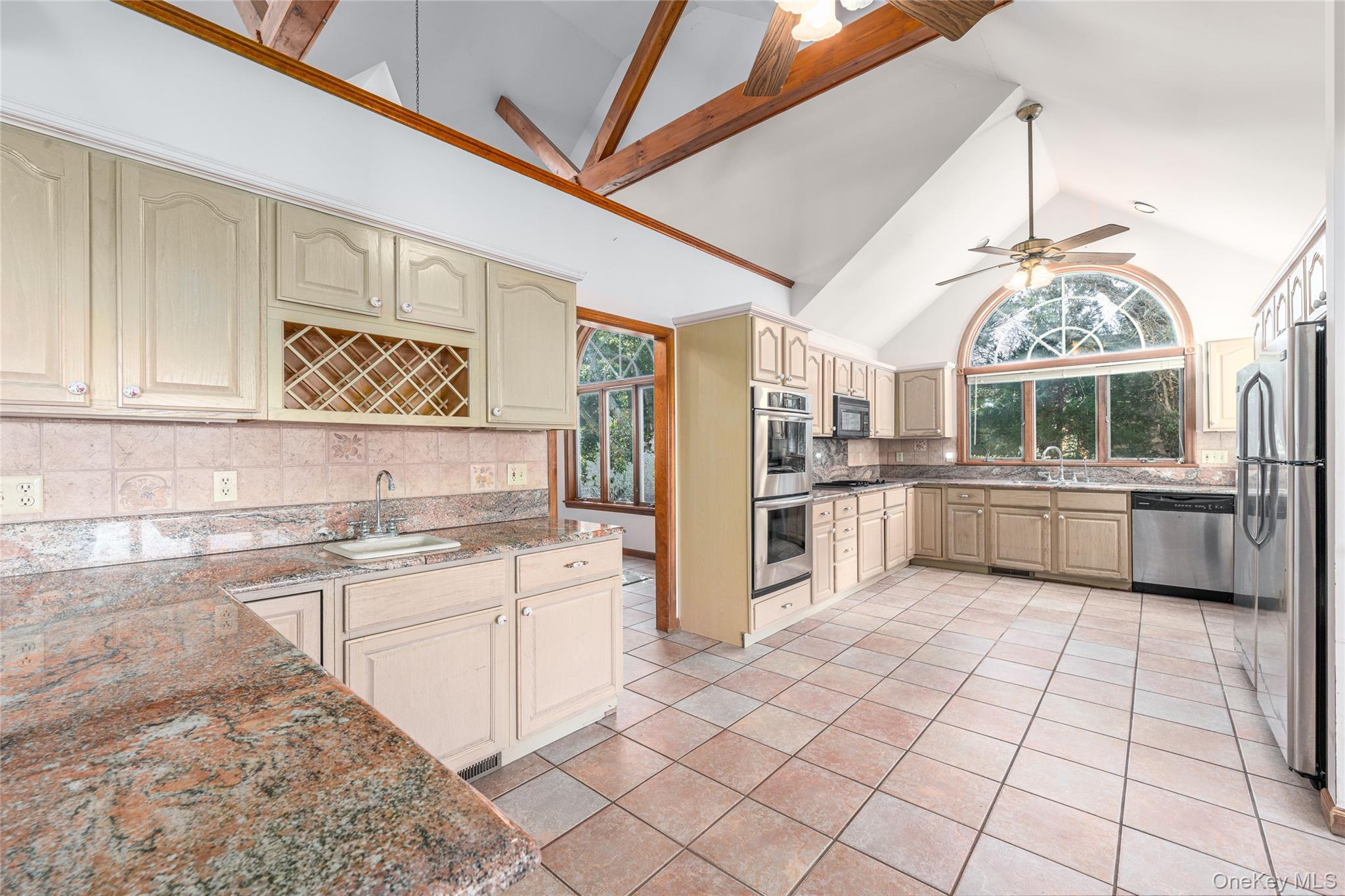 3200 Sound Drive, Greenport, NY 11944