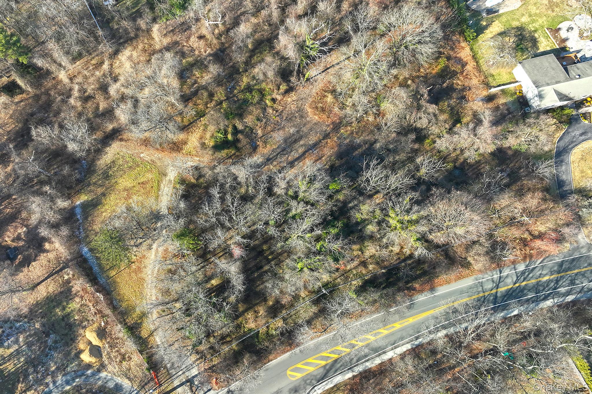 15 Vanderbilt Parkway, Dix Hills, NY 11746